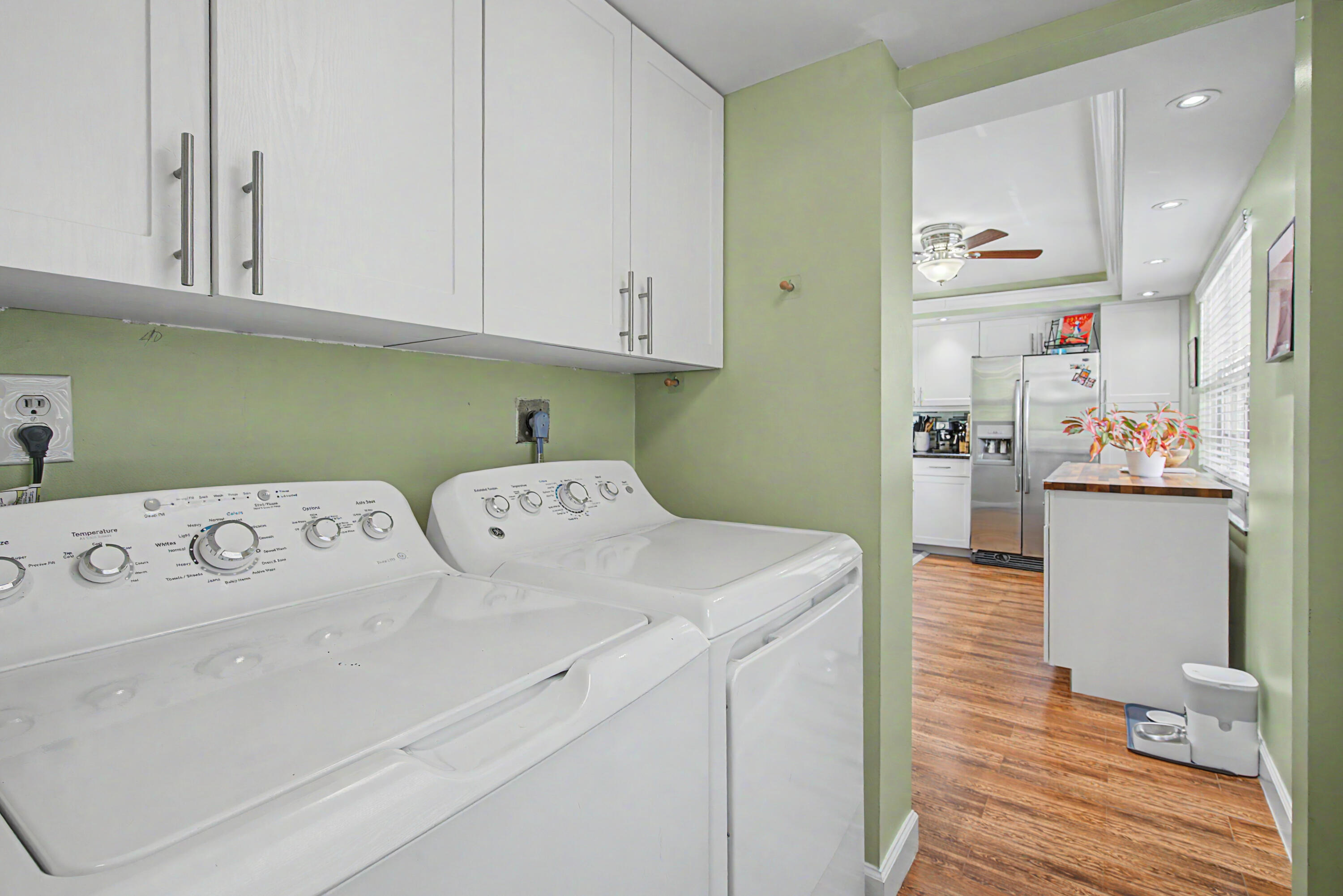 NO 77 PALM-AIRE COUNTRY CLUB - Residential