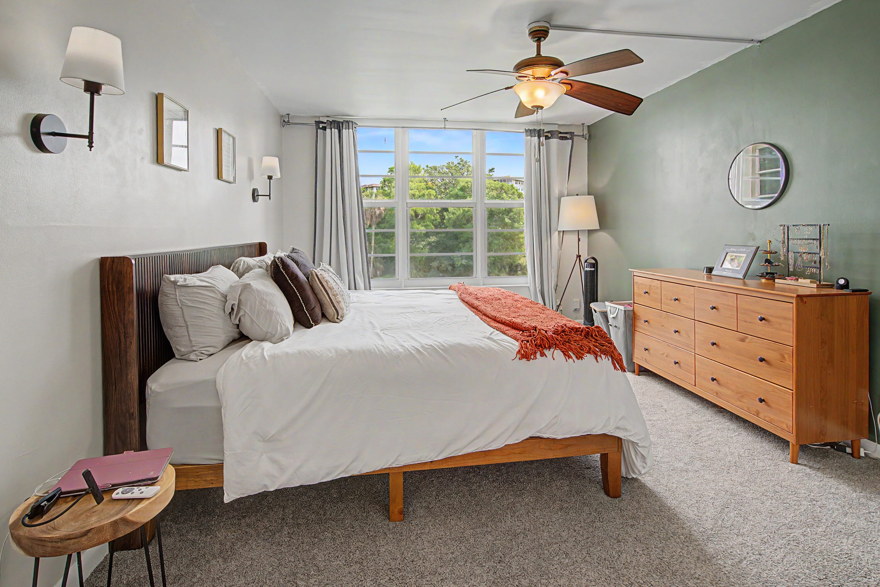 NO 77 PALM-AIRE COUNTRY CLUB - Residential