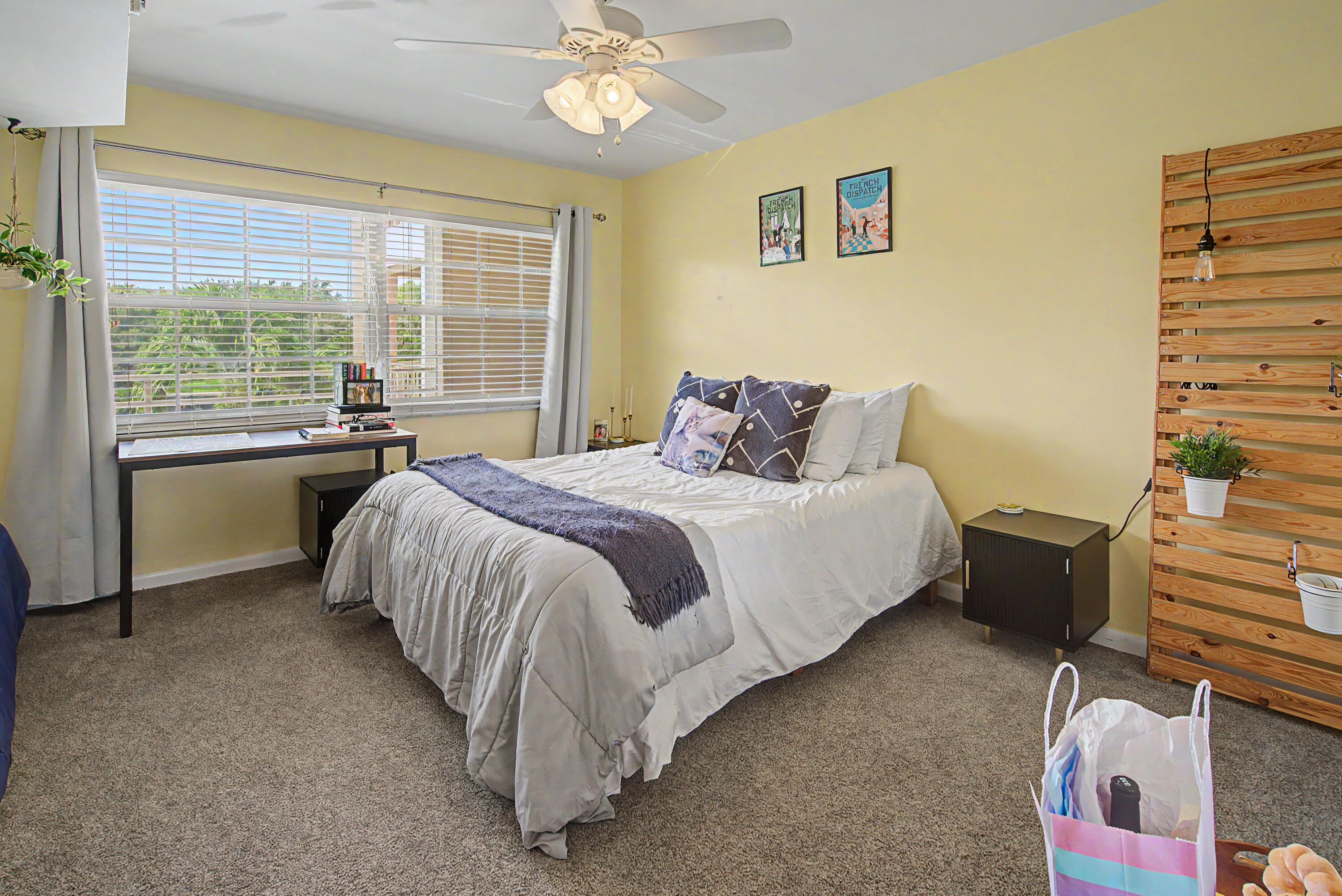 NO 77 PALM-AIRE COUNTRY CLUB - Residential