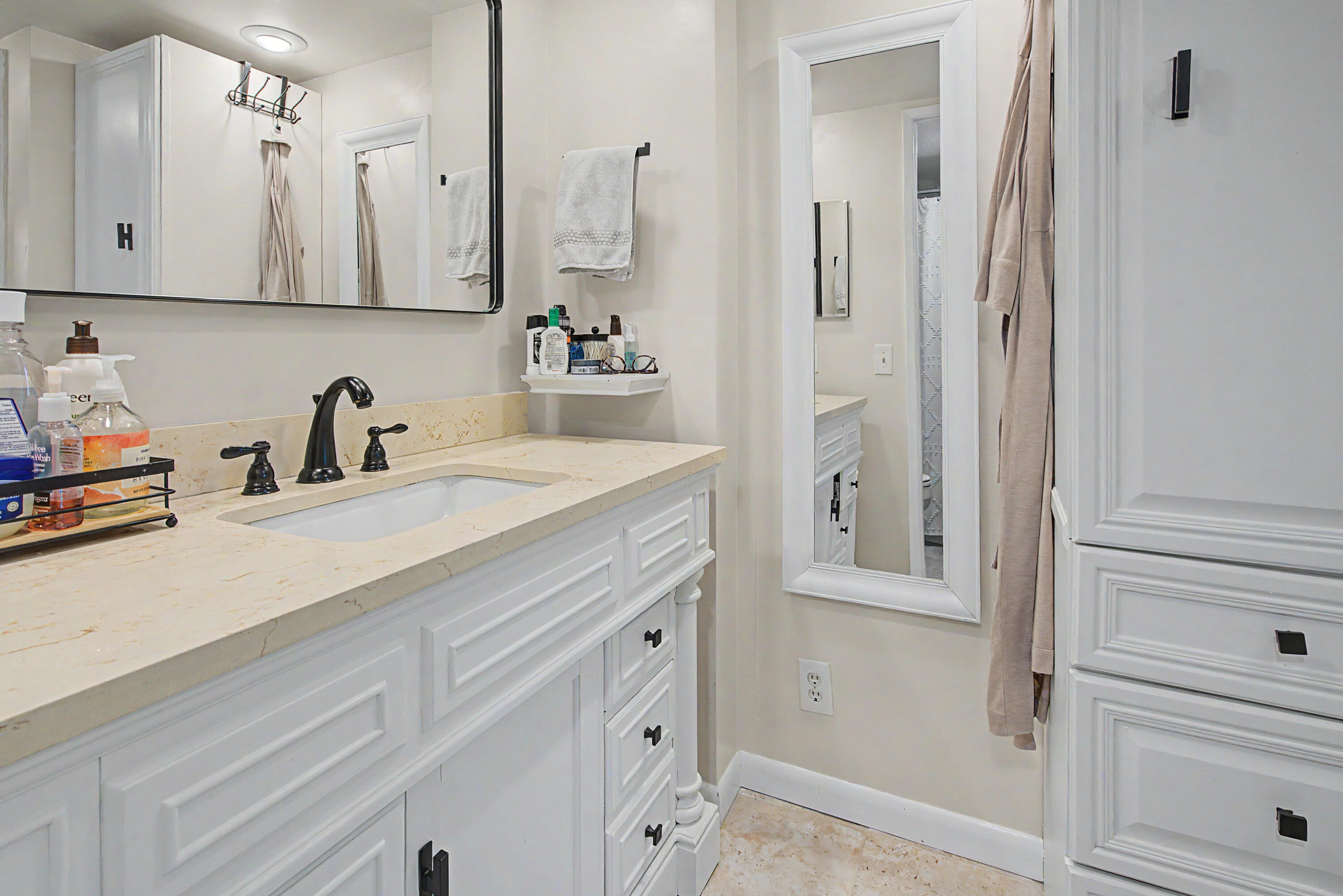 NO 77 PALM-AIRE COUNTRY CLUB - Residential