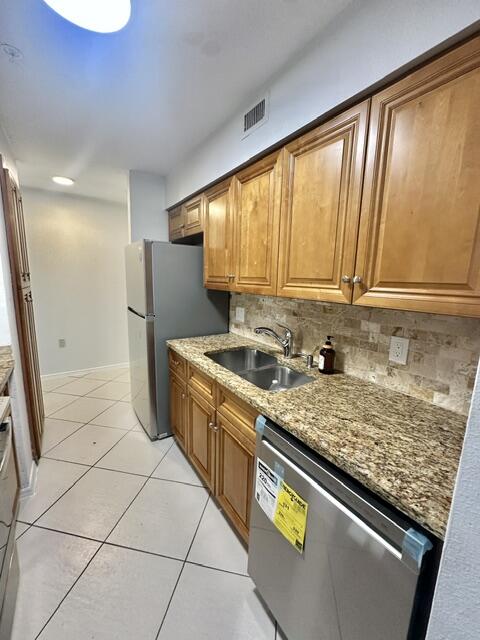 BOYNTON LANDINGS CONDO - Residential