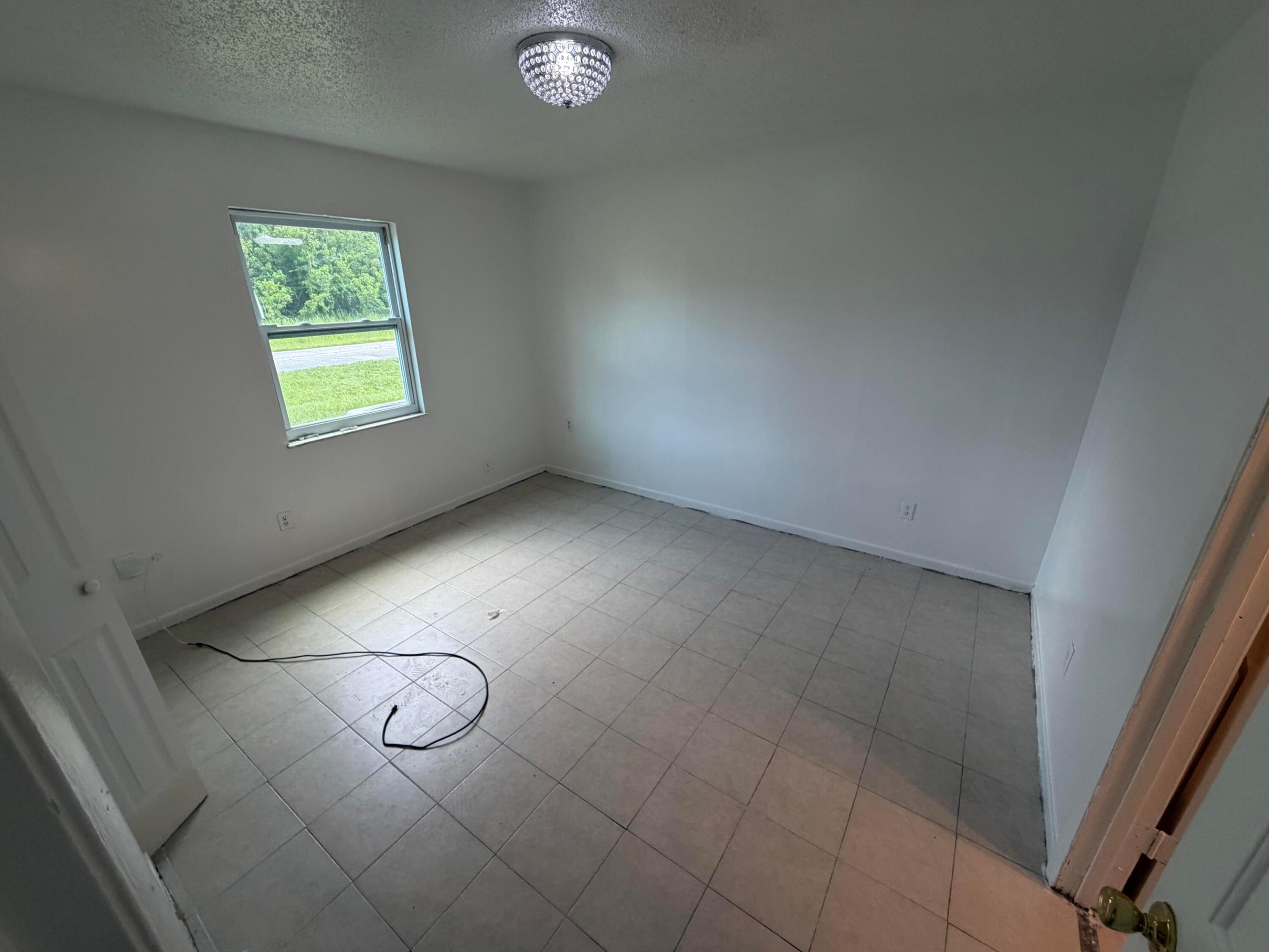 LAKEWOOD PARK UNIT 12A - Residential Lease