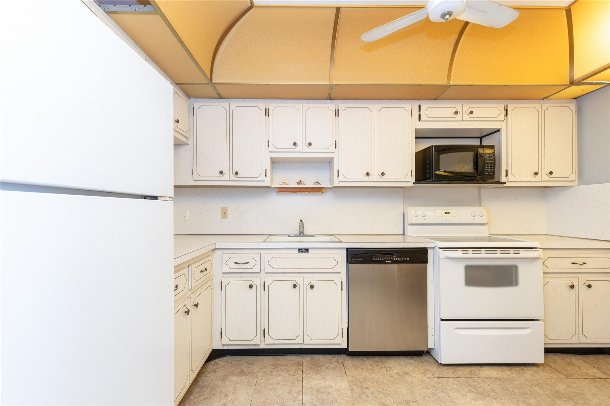 Sea Haven, Garden Aire Village - Residential