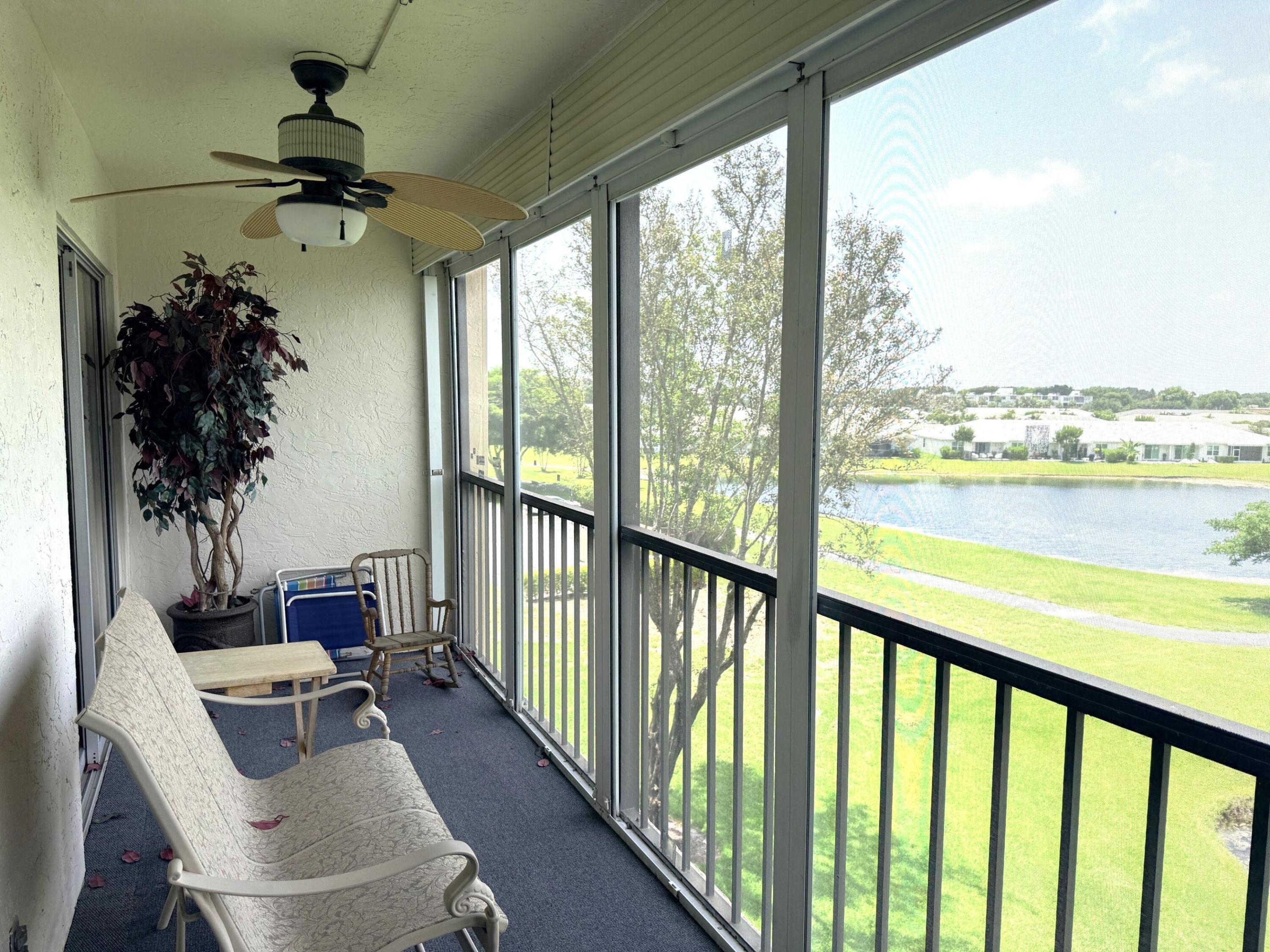 HUNTINGTON LAKES SEC THREE CONDOS - Residential Lease