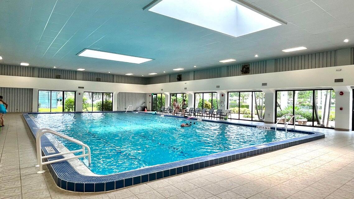 HUNTINGTON LAKES SEC THREE CONDOS - Residential Lease