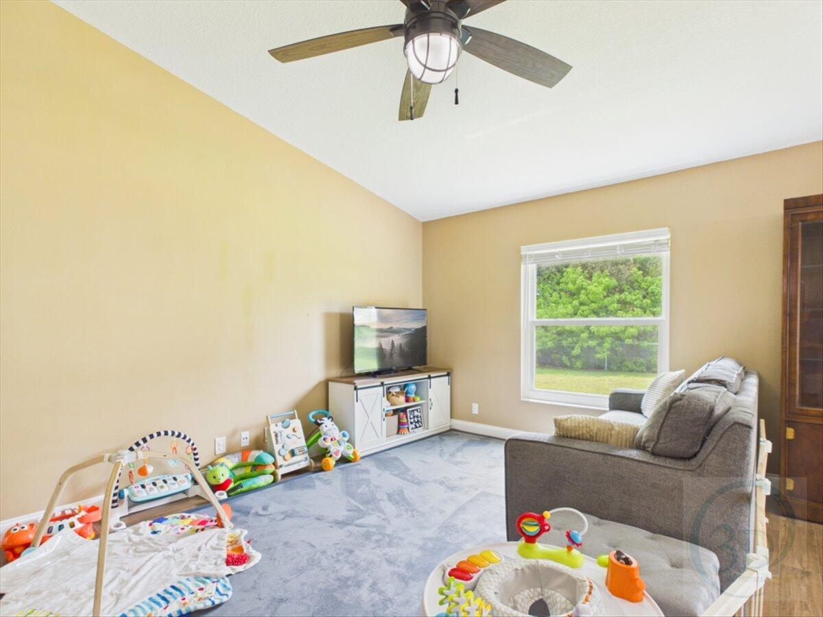 PORT ST LUCIE SECTION 12 - Residential Lease
