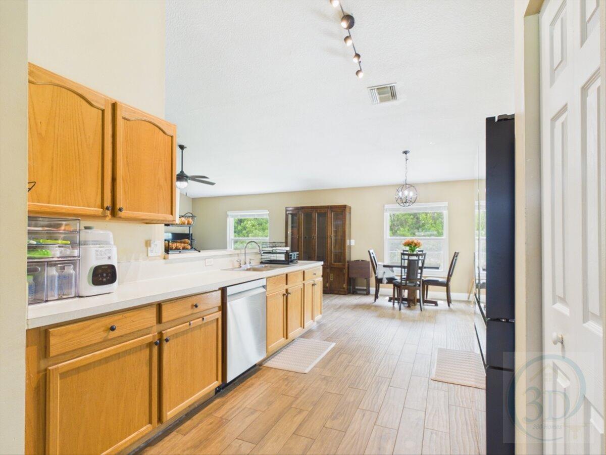 PORT ST LUCIE SECTION 12 - Residential Lease