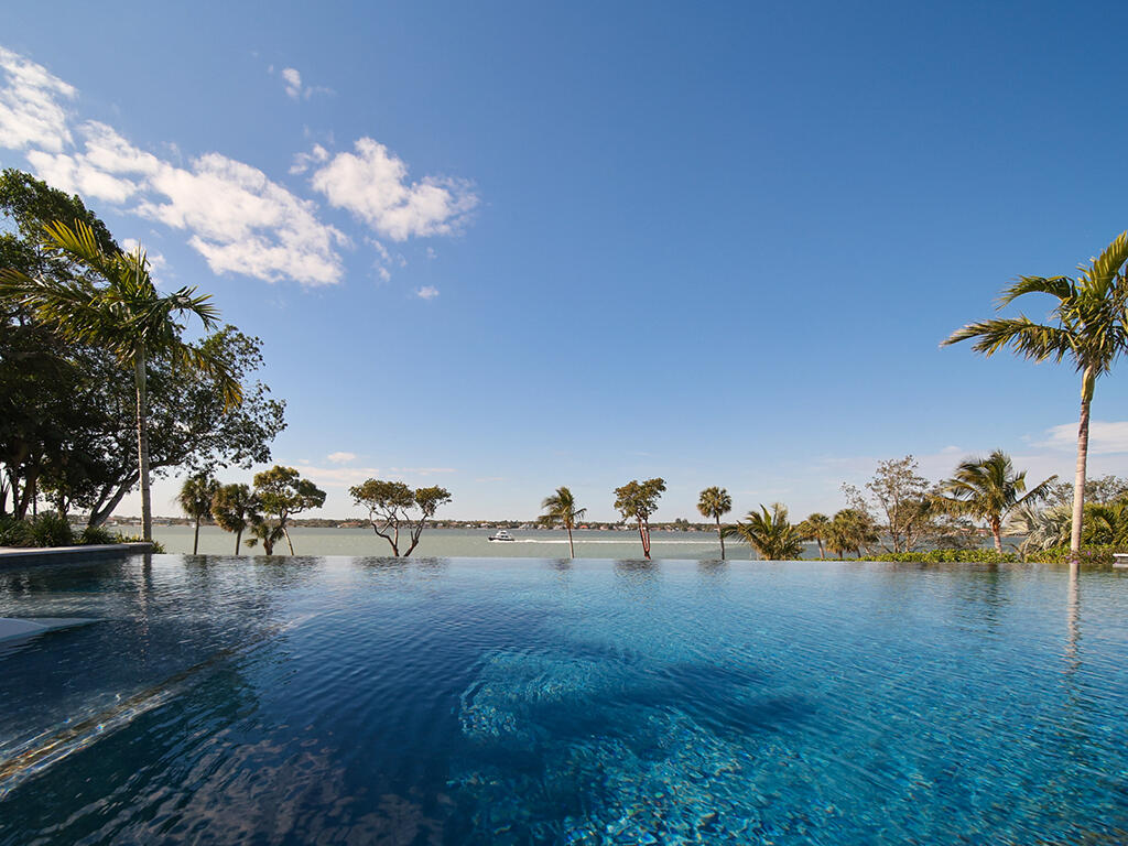 Sewalls Point - Residential