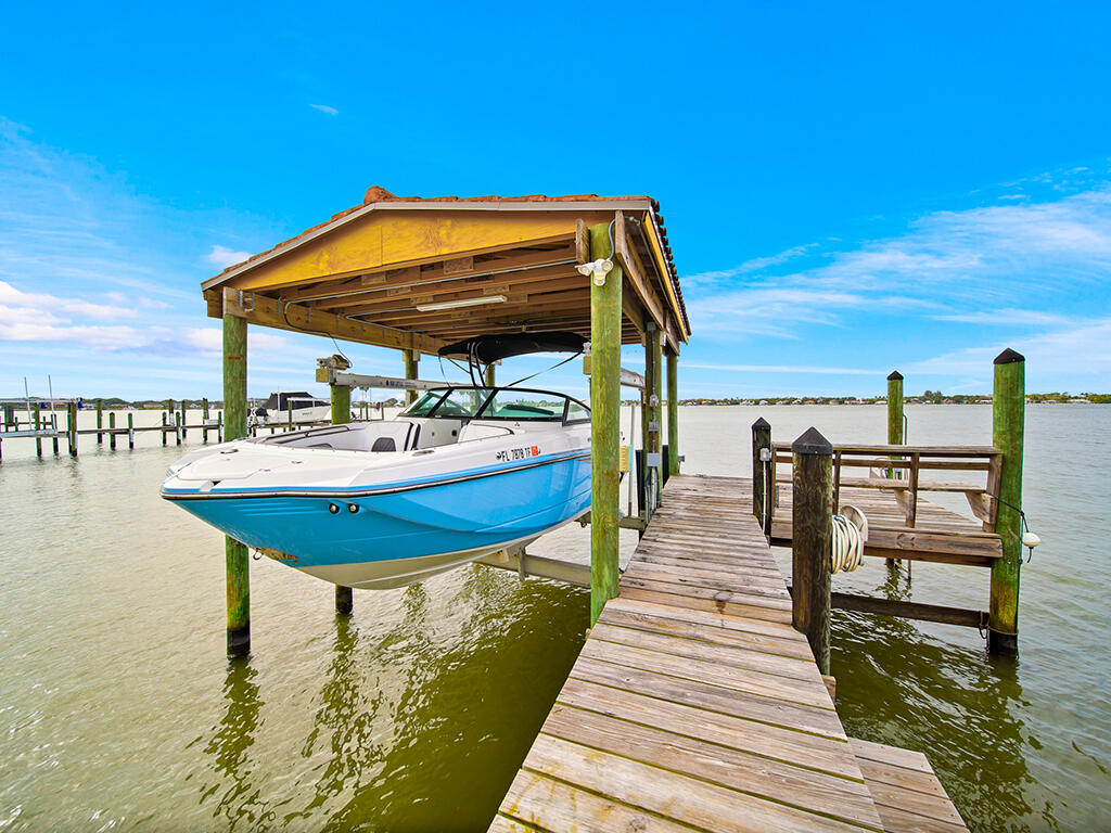 Sewalls Point - Residential