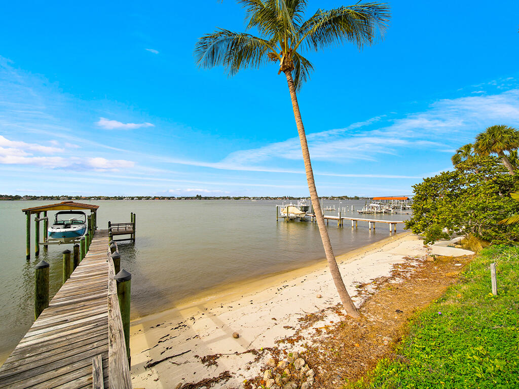 Sewalls Point - Residential