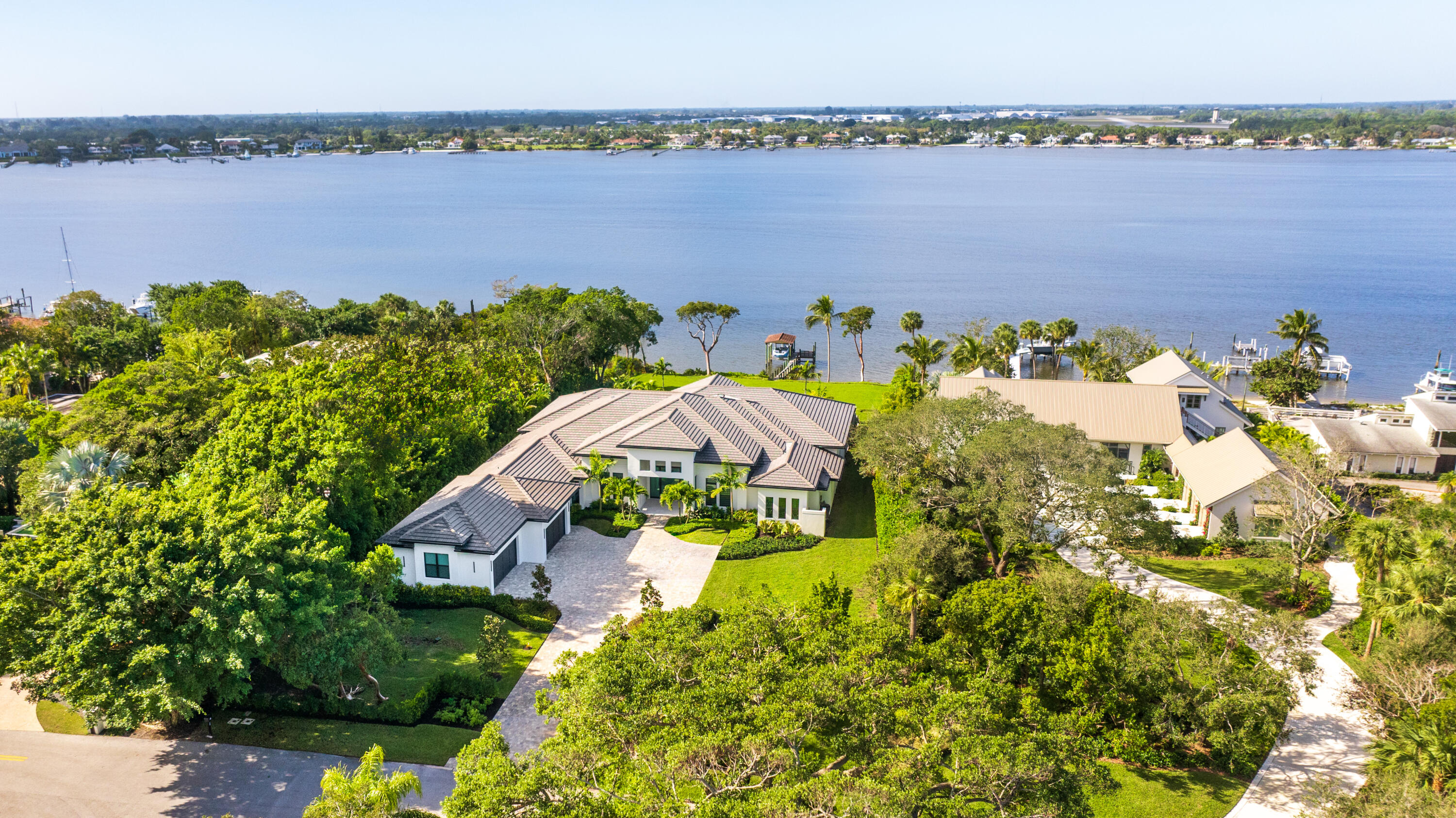 Sewalls Point - Residential