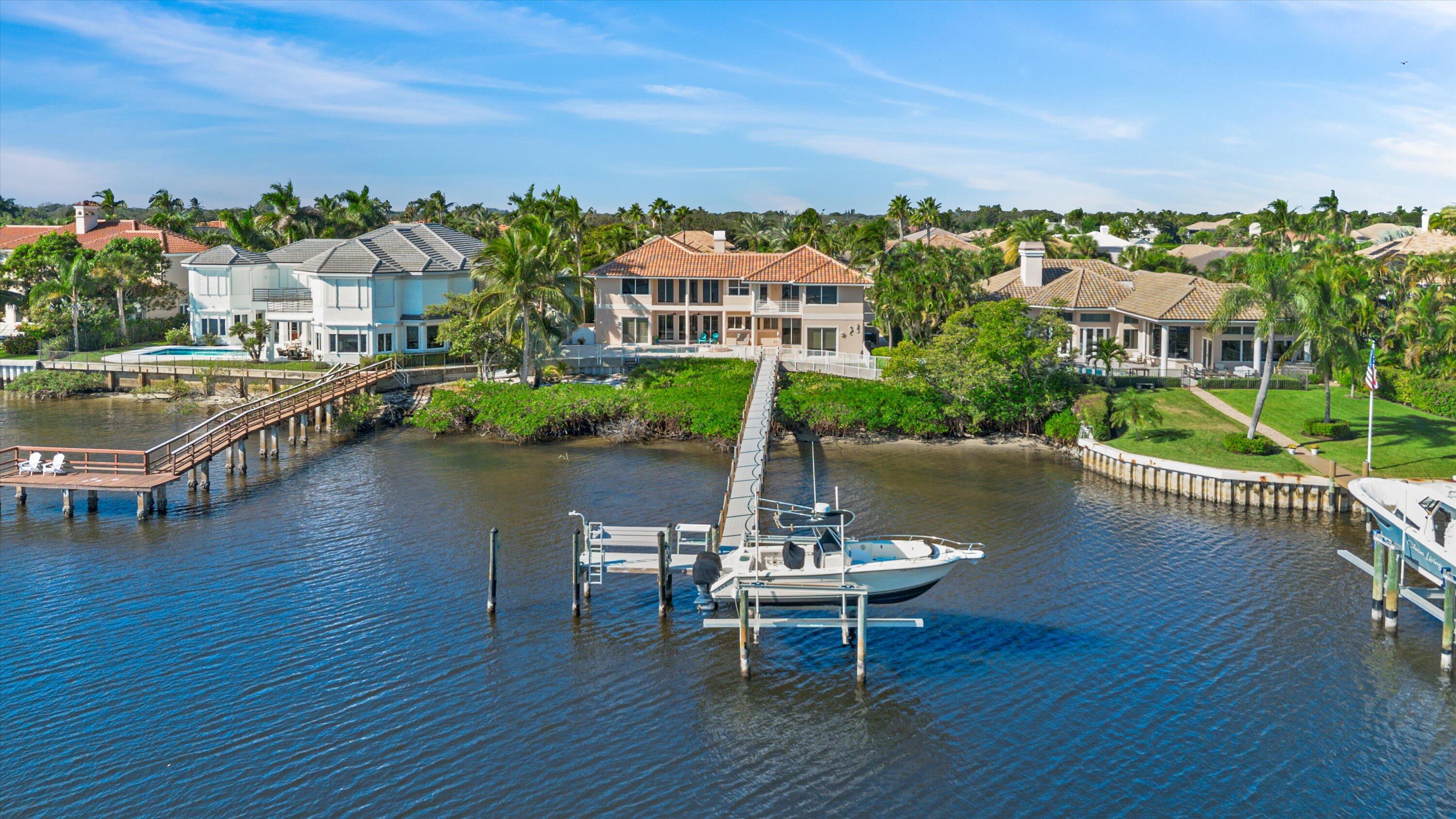 CASSEEKEY ISLAND AT JONATHANS LANDING - Residential