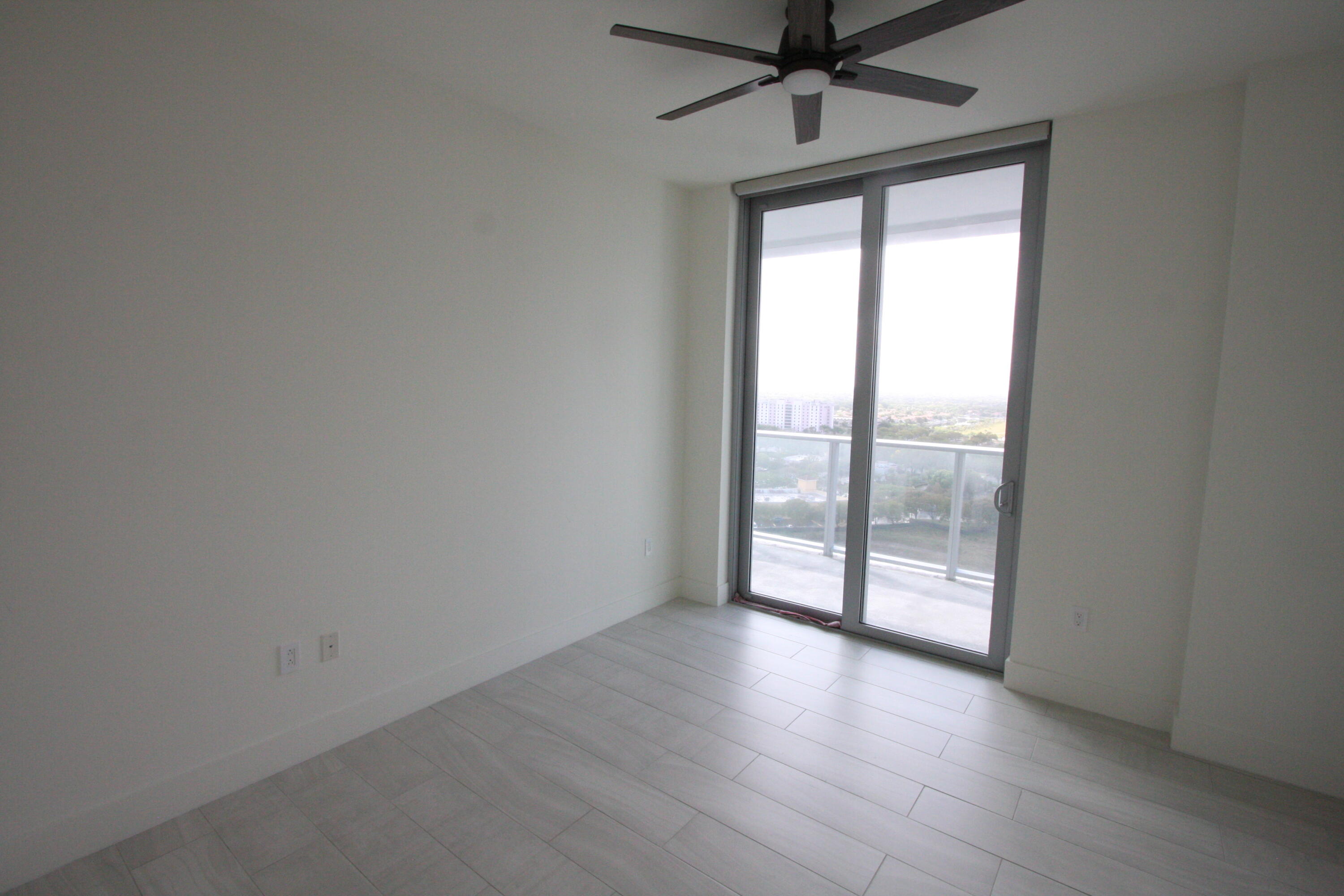 METROPICA NORTH TOWER ONE - Residential