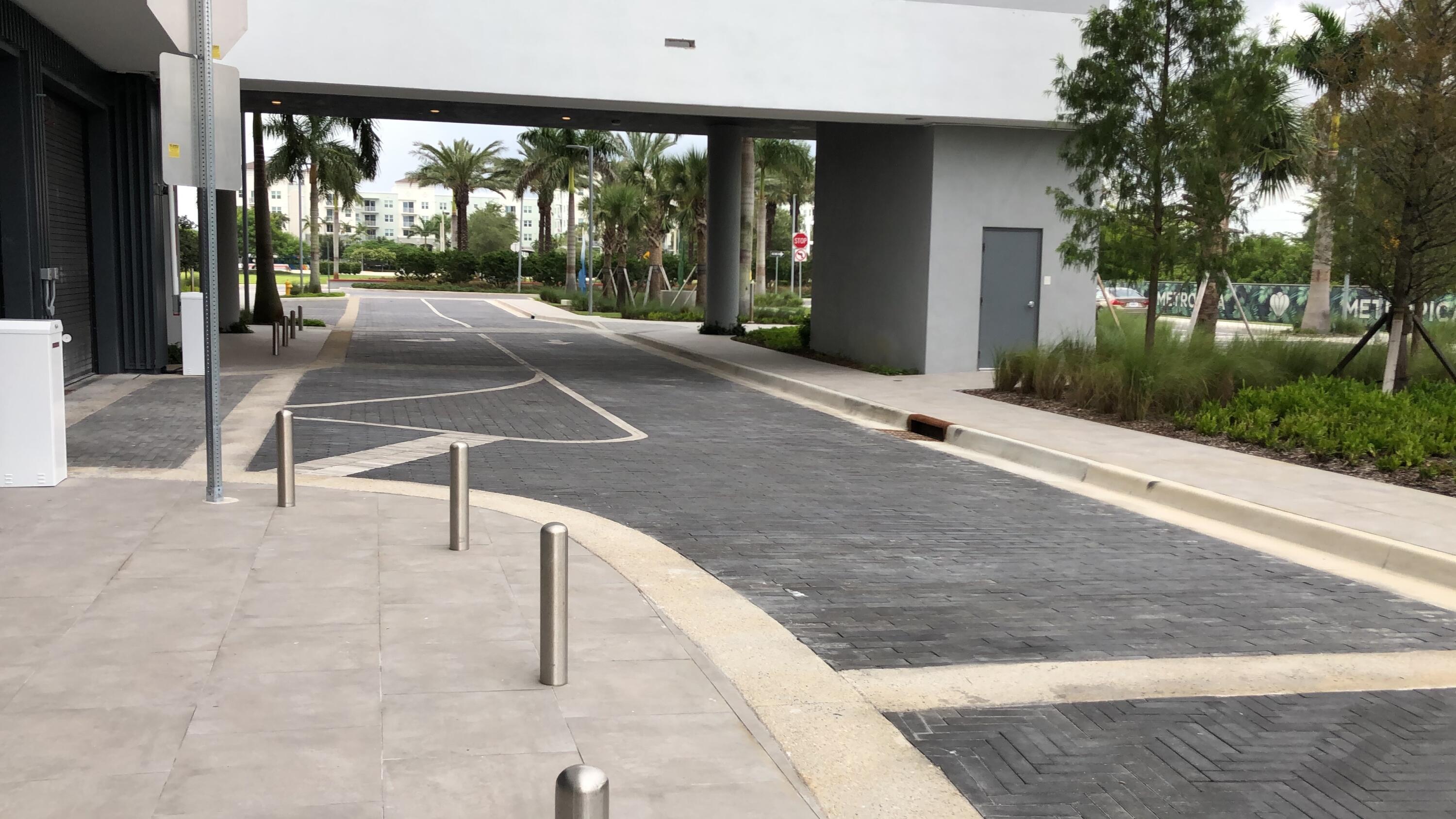 METROPICA NORTH TOWER ONE - Residential