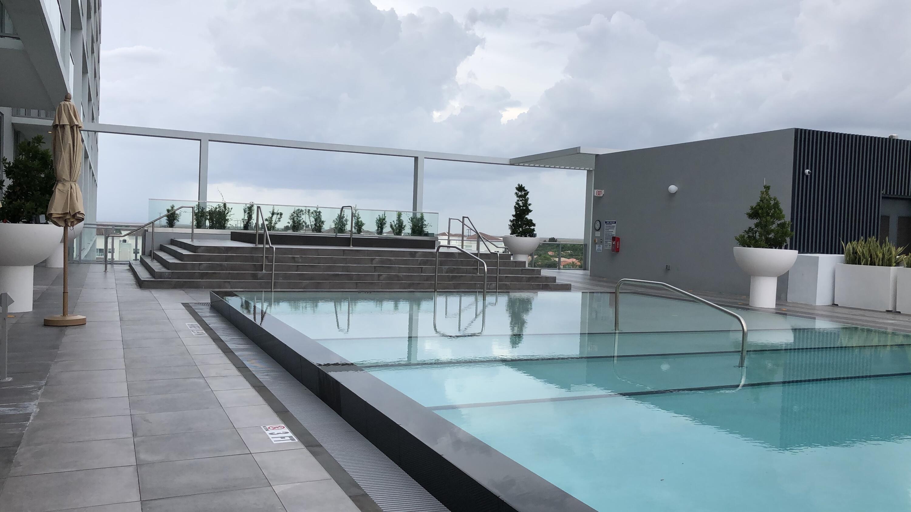 METROPICA NORTH TOWER ONE - Residential