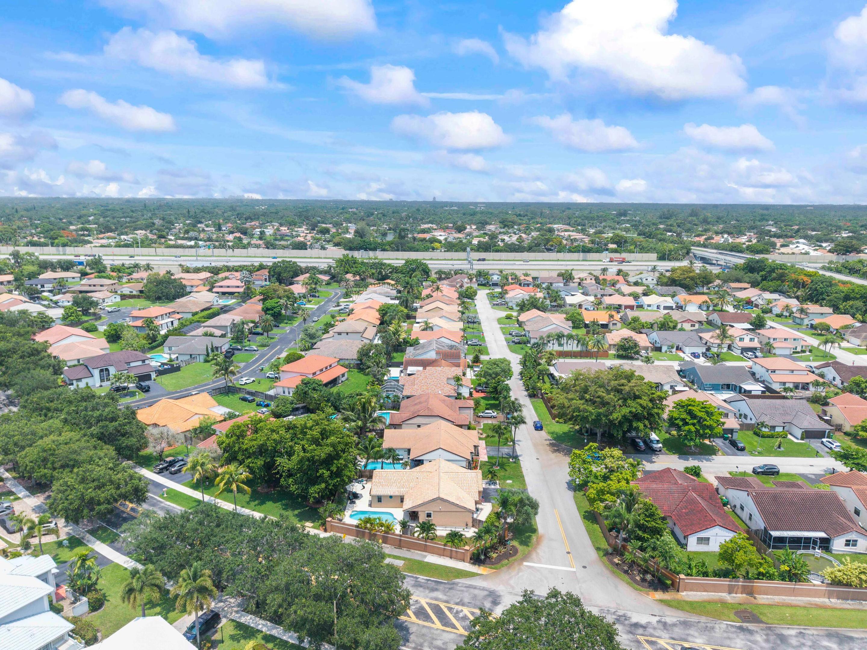 HAWKES BLUFF - Residential