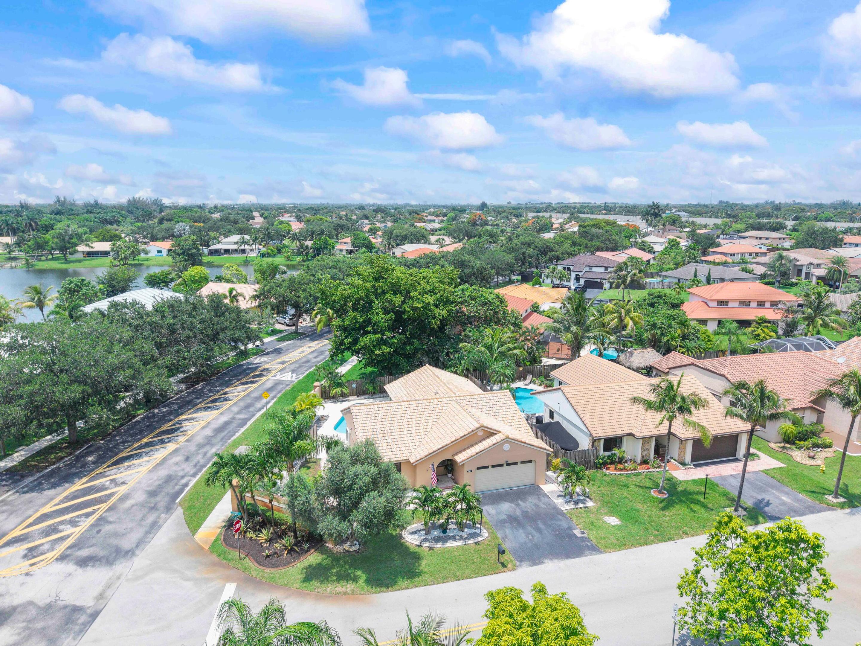 HAWKES BLUFF - Residential