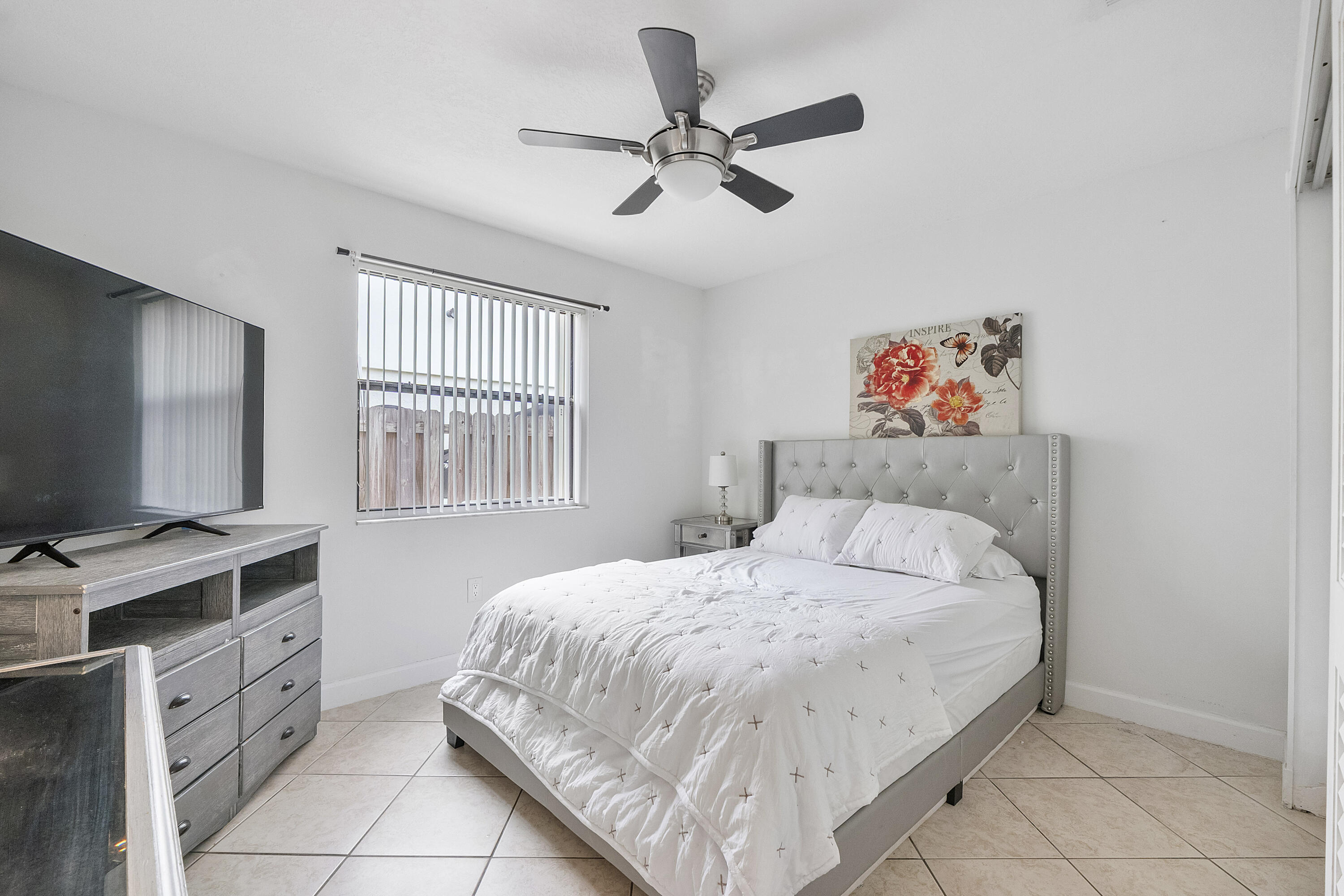 HAWKES BLUFF - Residential
