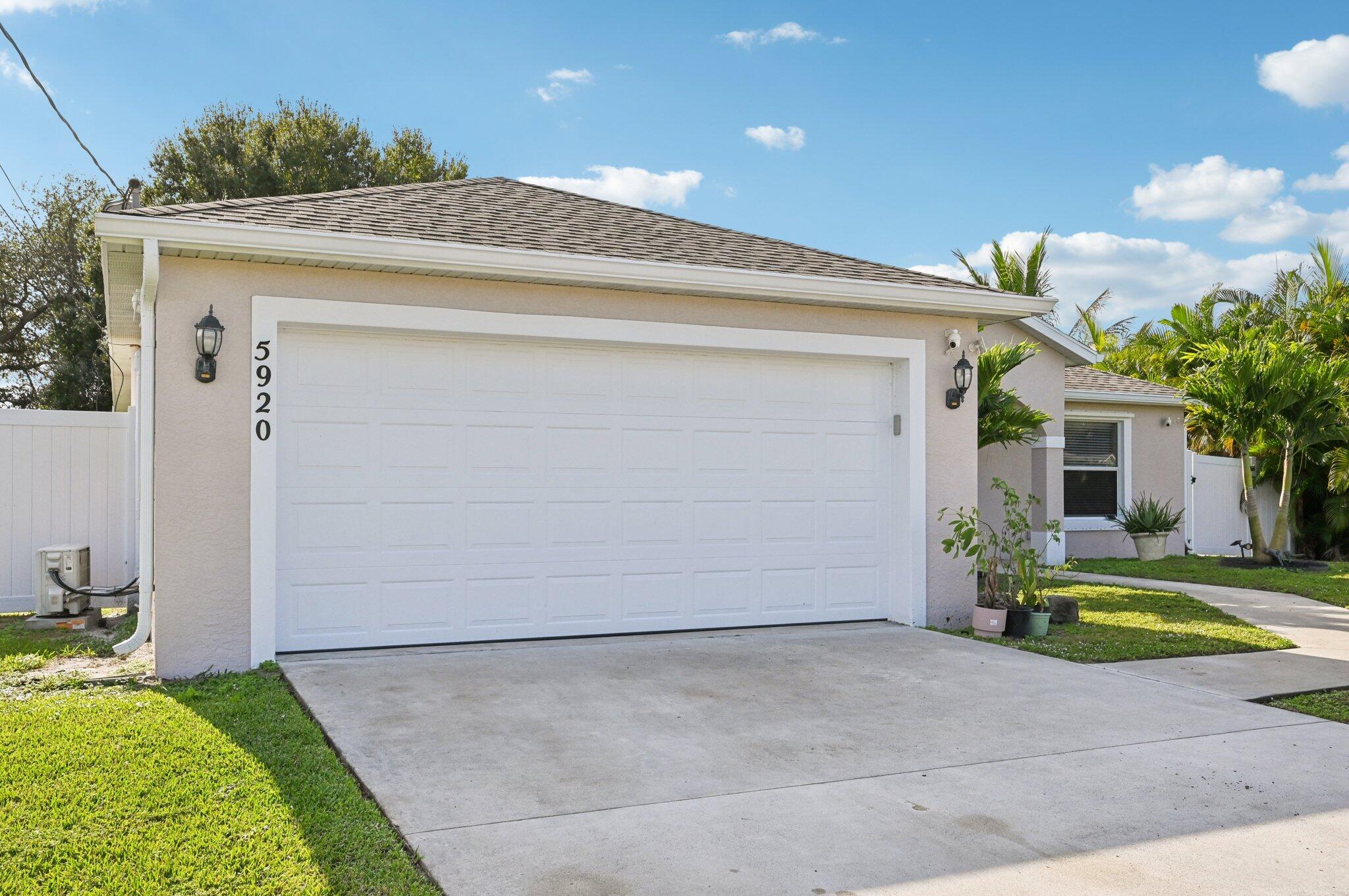 PORT ST LUCIE SECTION 44 - Residential