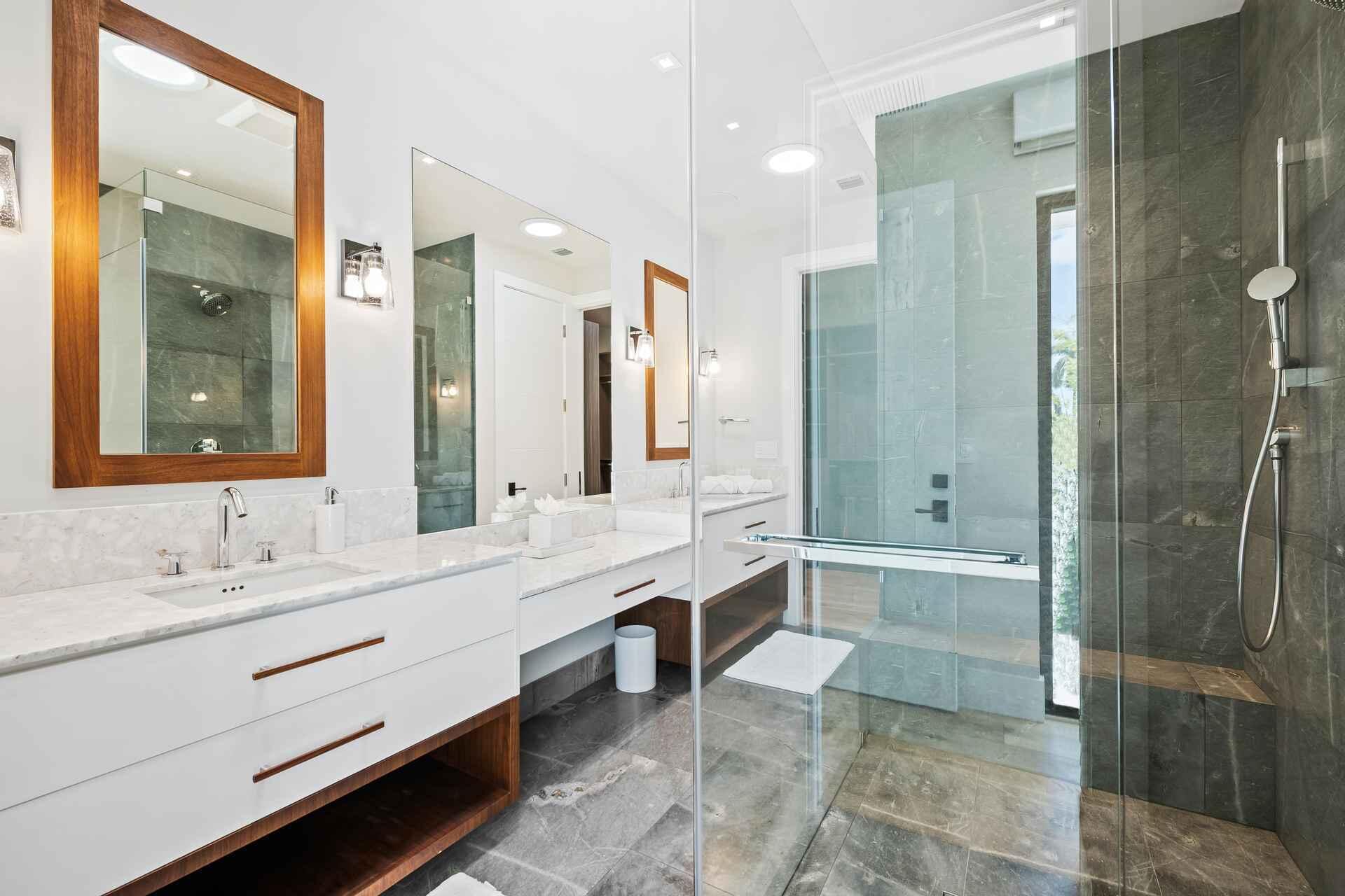 LA GORCE GOLF SUB - Residential