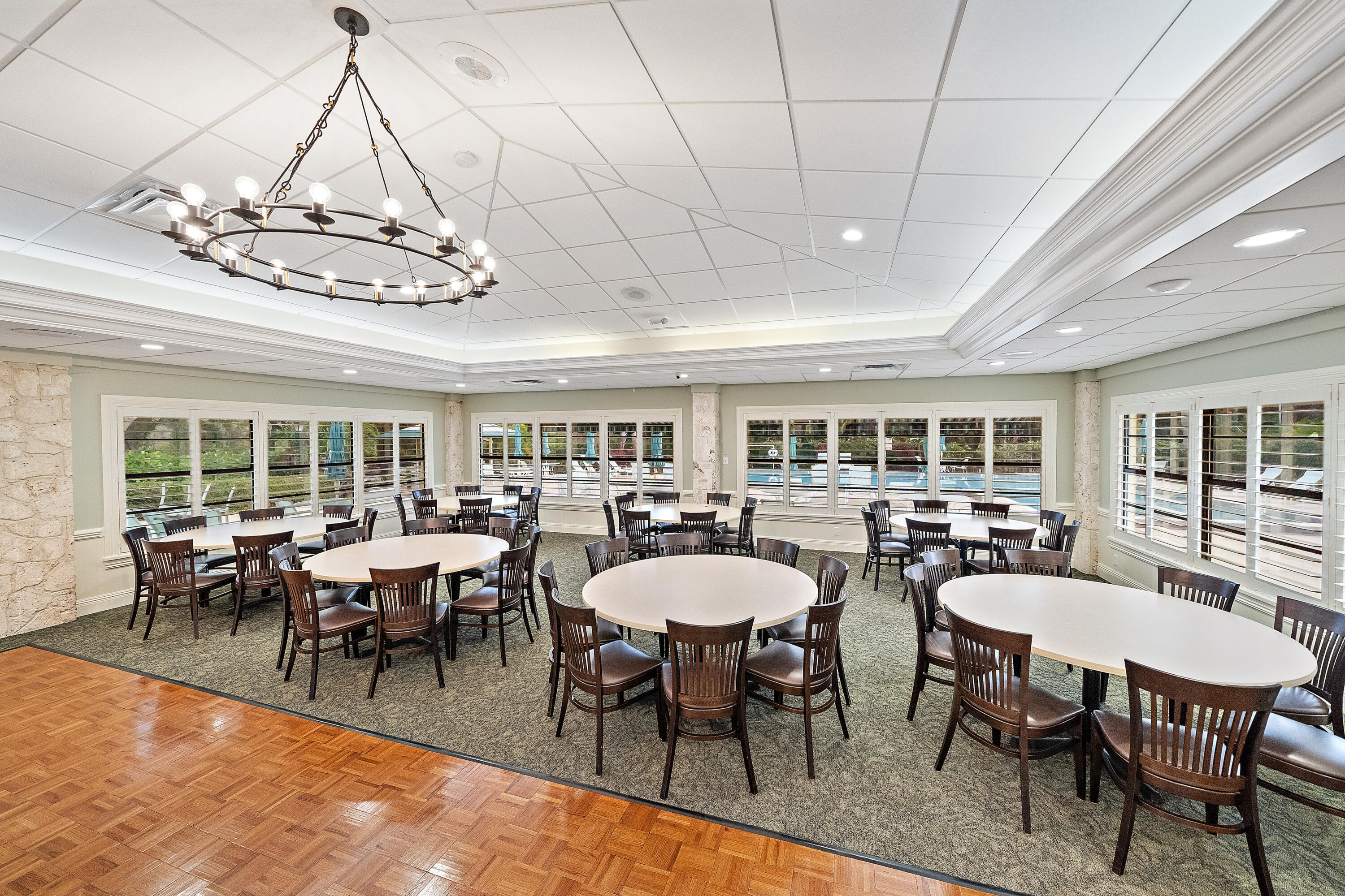 EAGLEWOOD - Residential