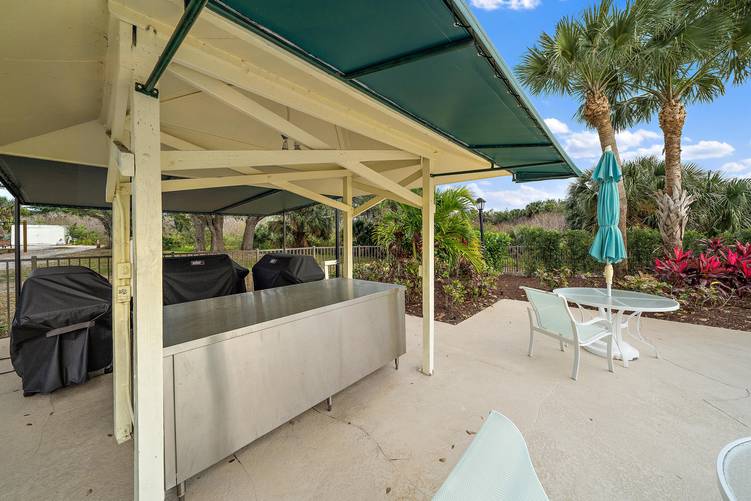 EAGLEWOOD - Residential