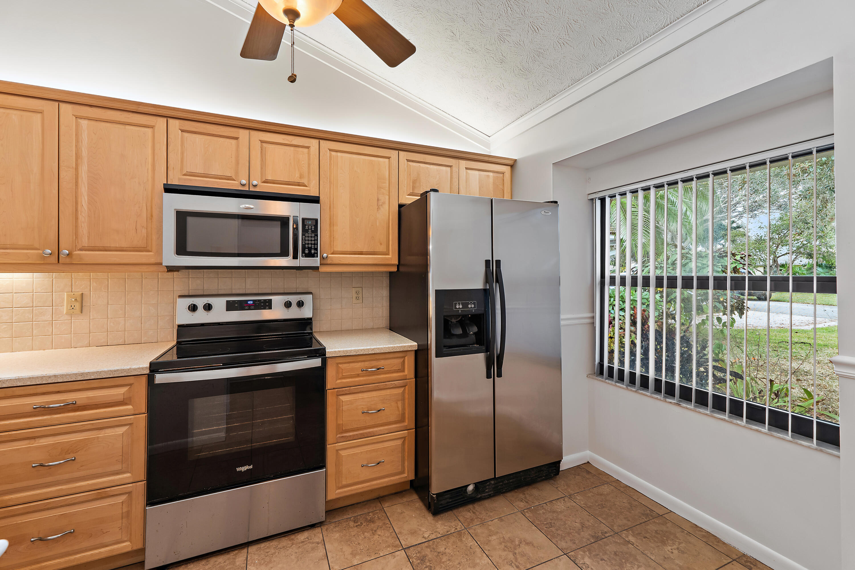 EAGLEWOOD - Residential