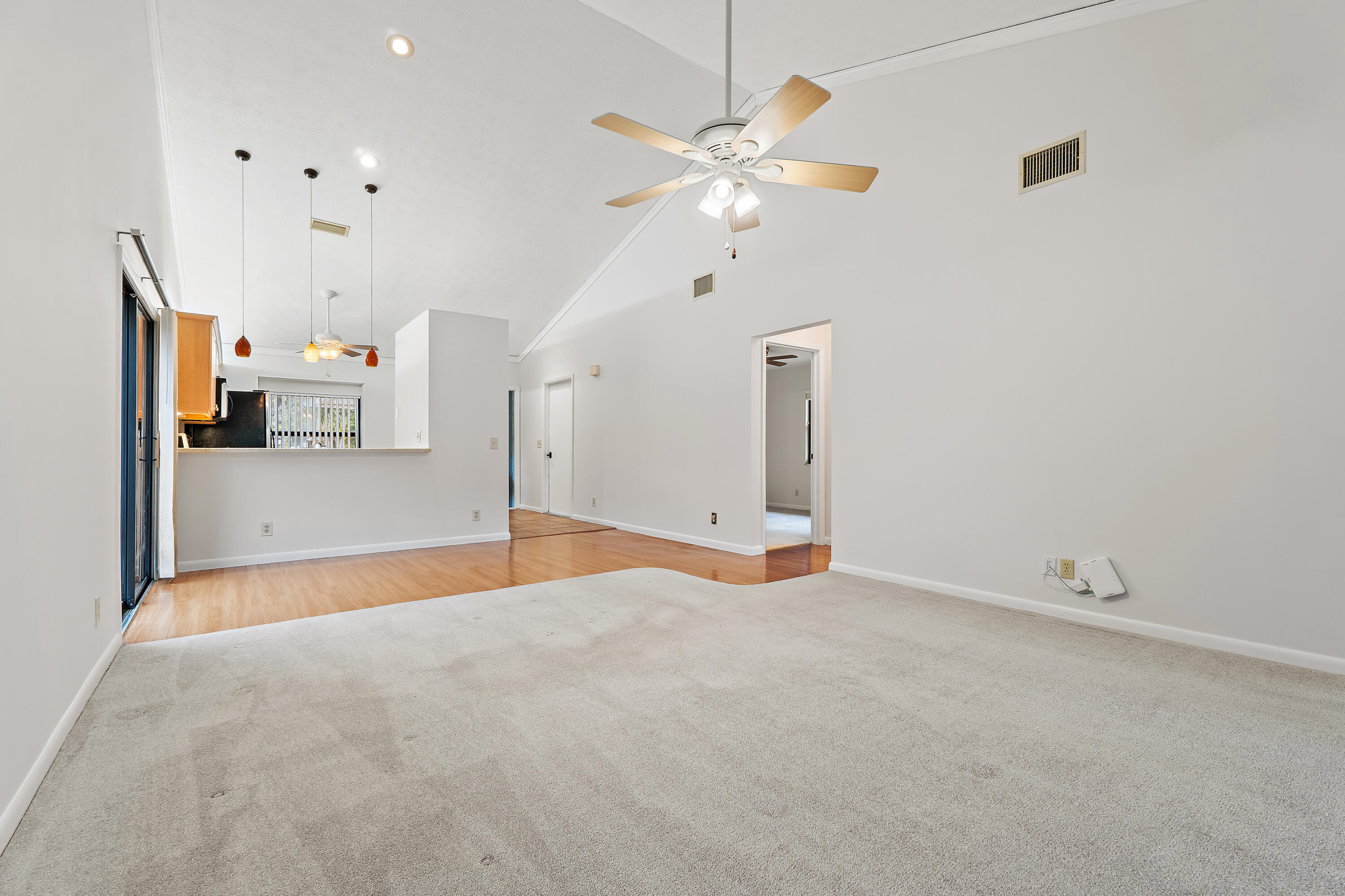 EAGLEWOOD - Residential