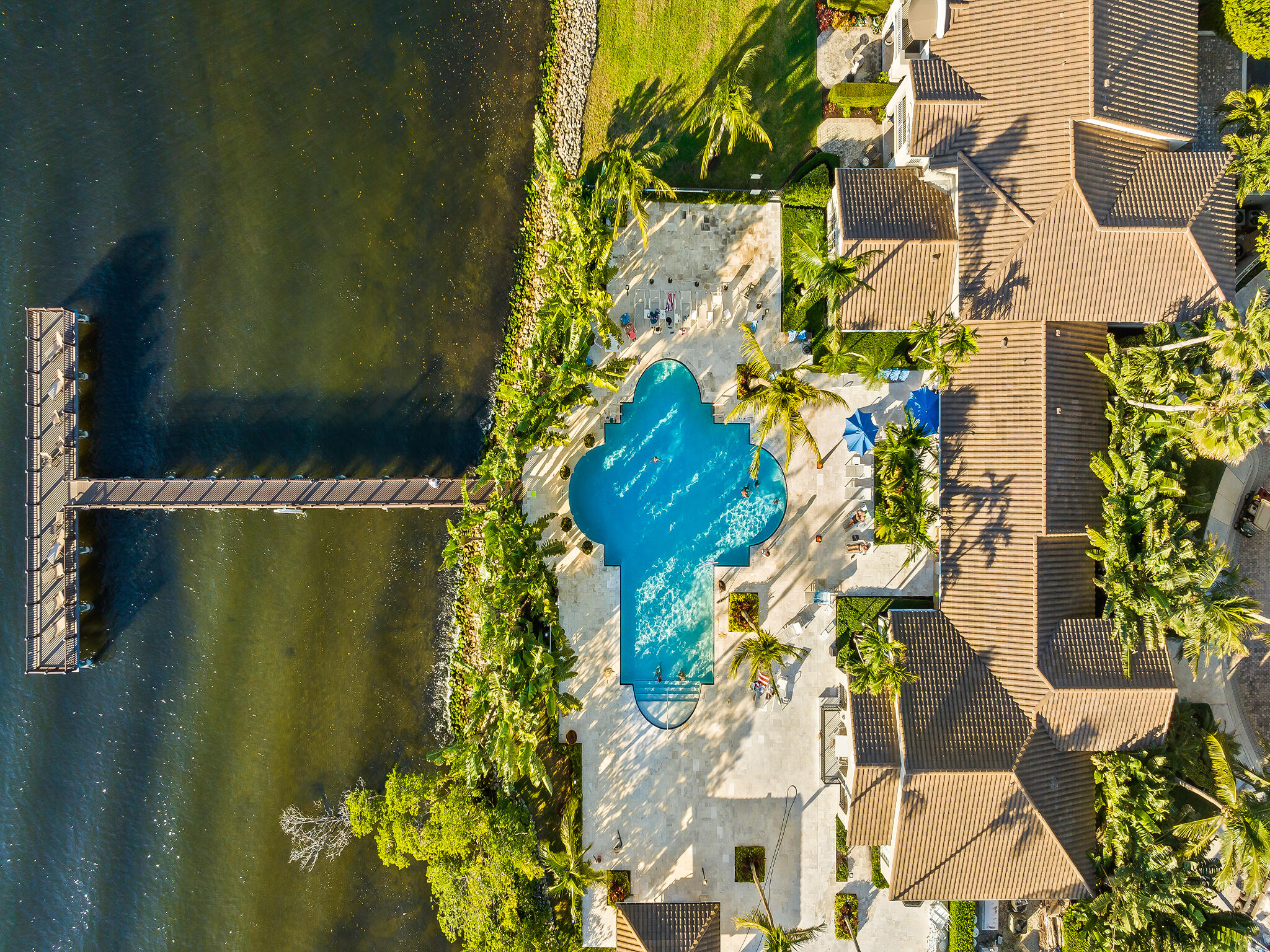 HIGHLAND BEACH CLUB CONDO - Residential