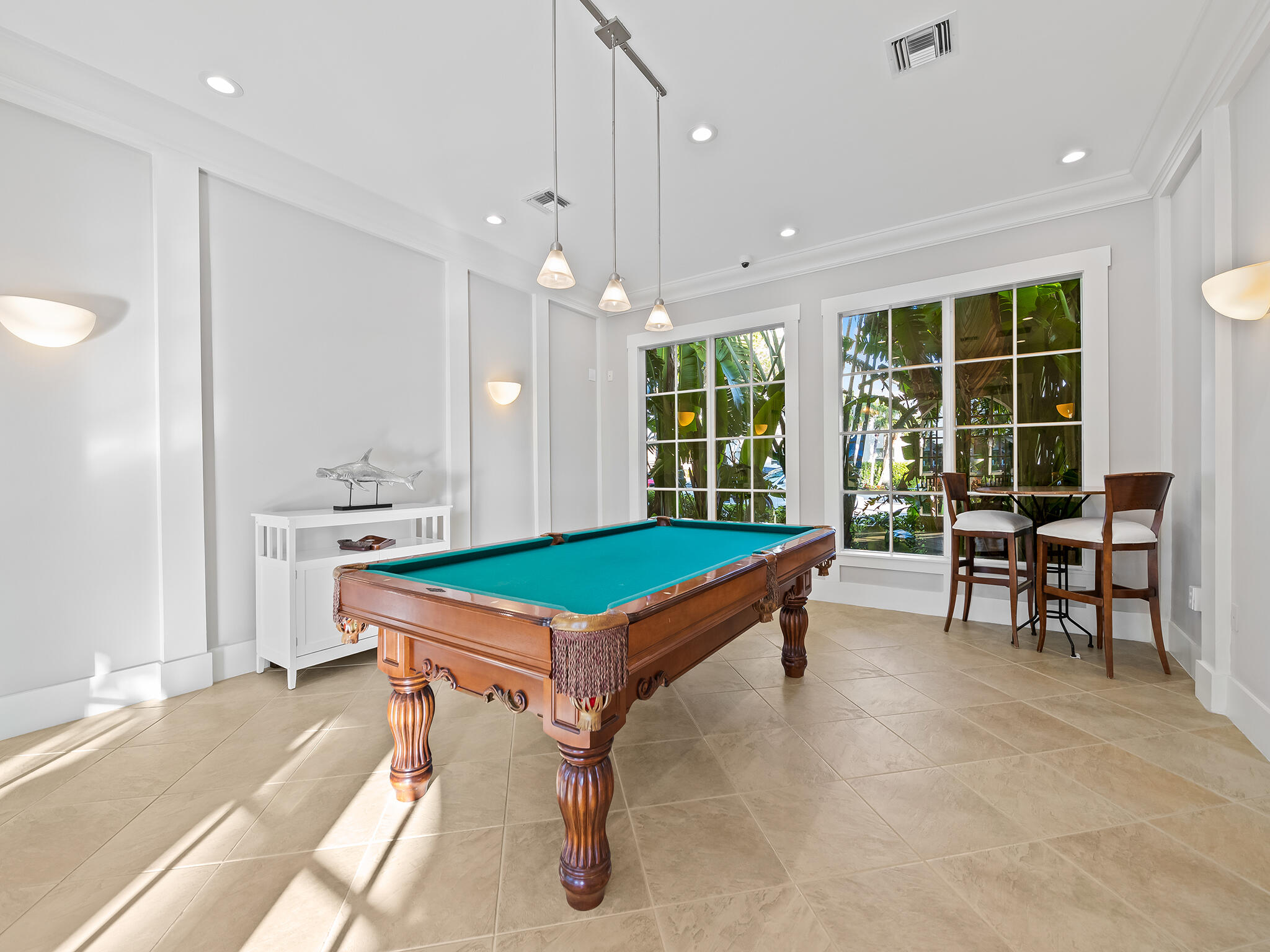 HIGHLAND BEACH CLUB CONDO - Residential