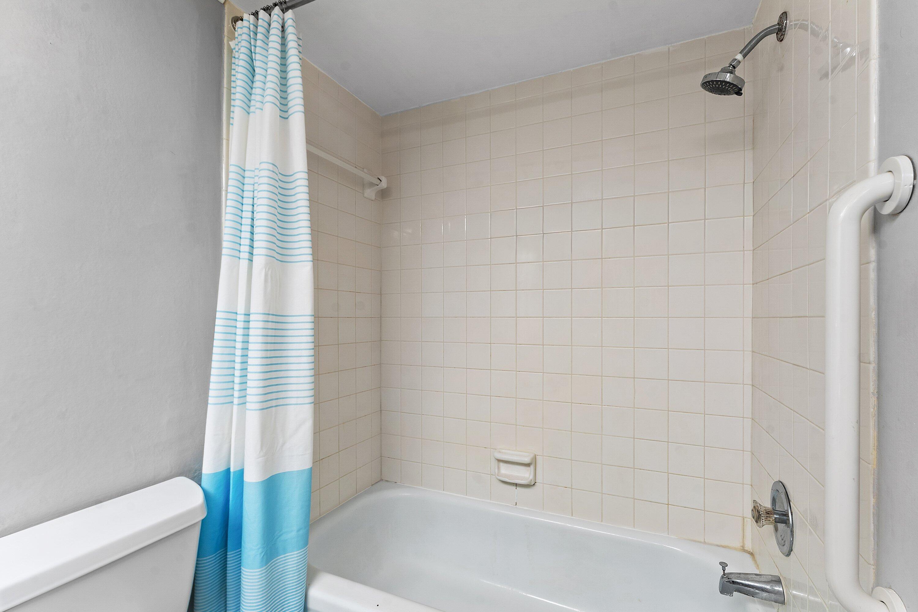 SOUTHGATE CONDO - Residential