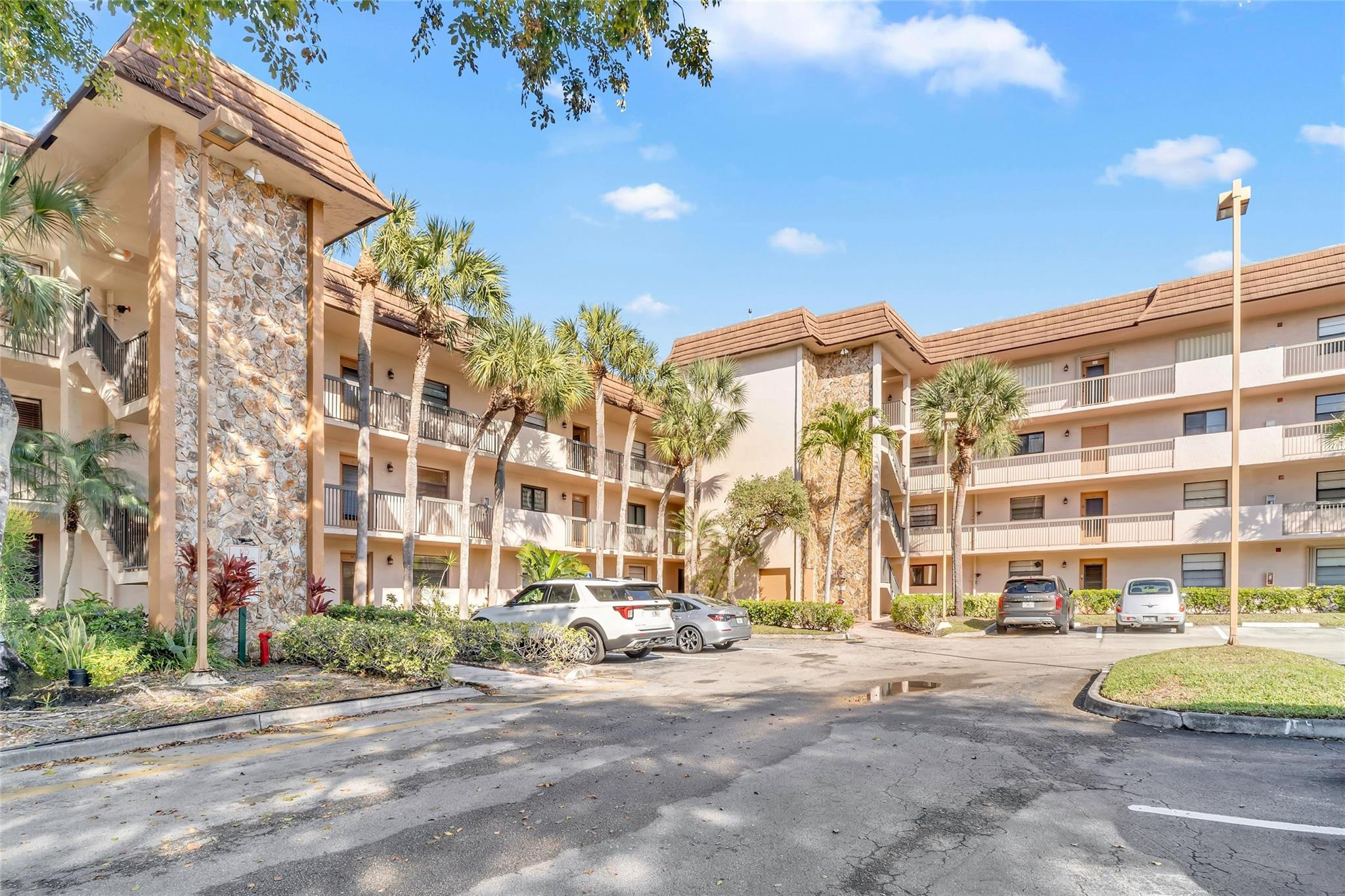 Lakes of Carriage Hills - Residential