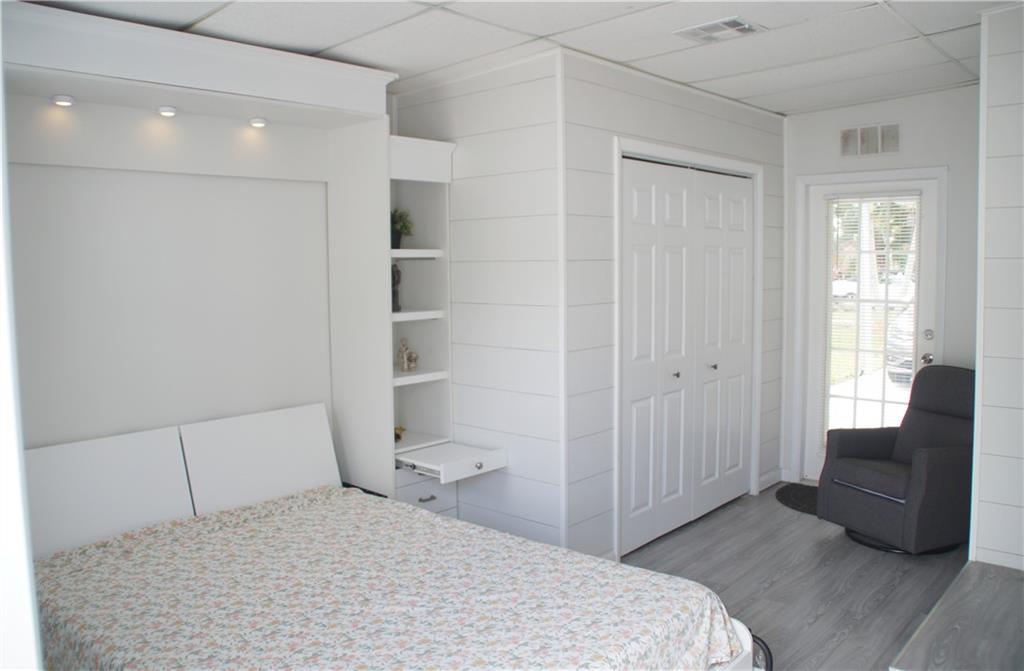Ravenswood North 108-45 B - Residential