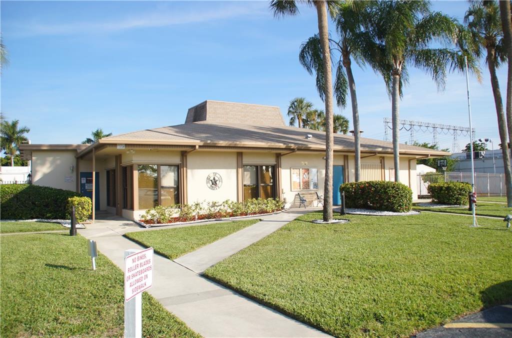 Ravenswood North 108-45 B - Residential