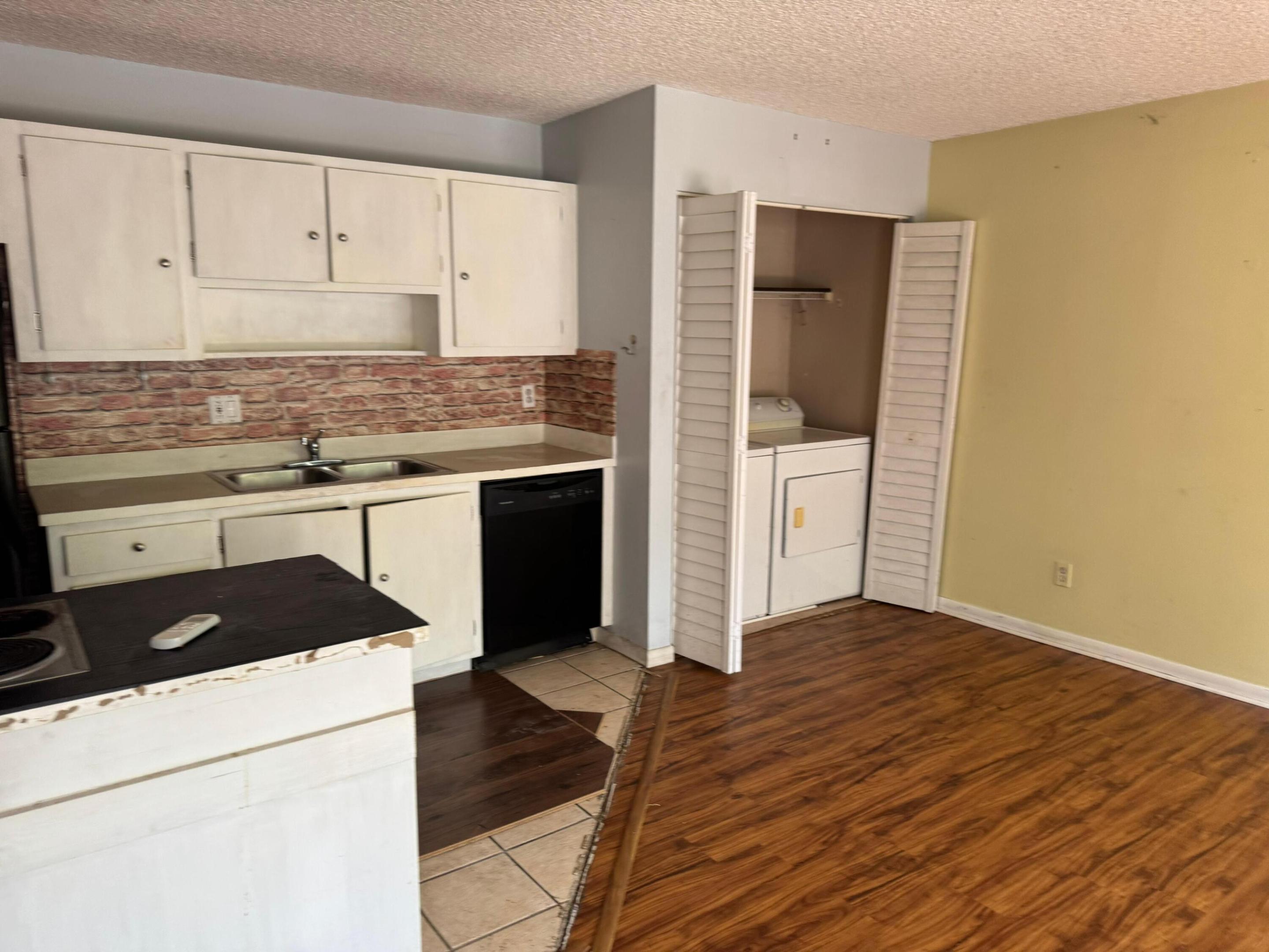EDEN PLACE CONDO - Residential