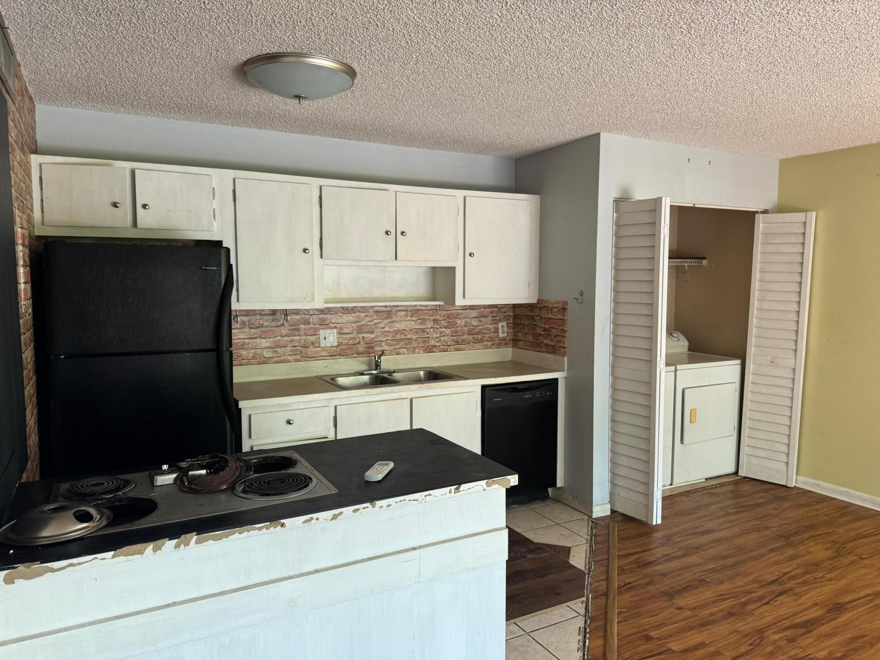 EDEN PLACE CONDO - Residential