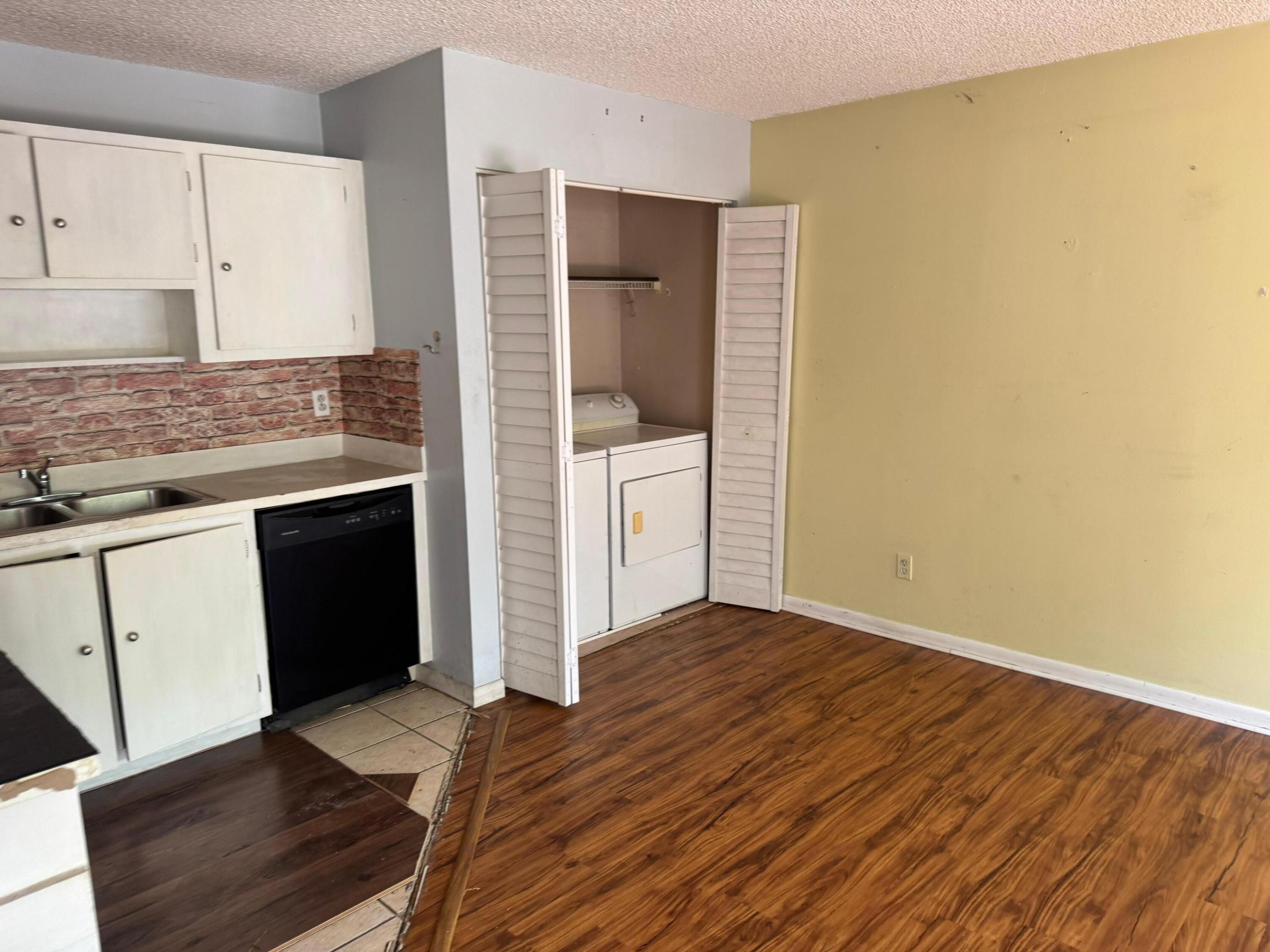 EDEN PLACE CONDO - Residential