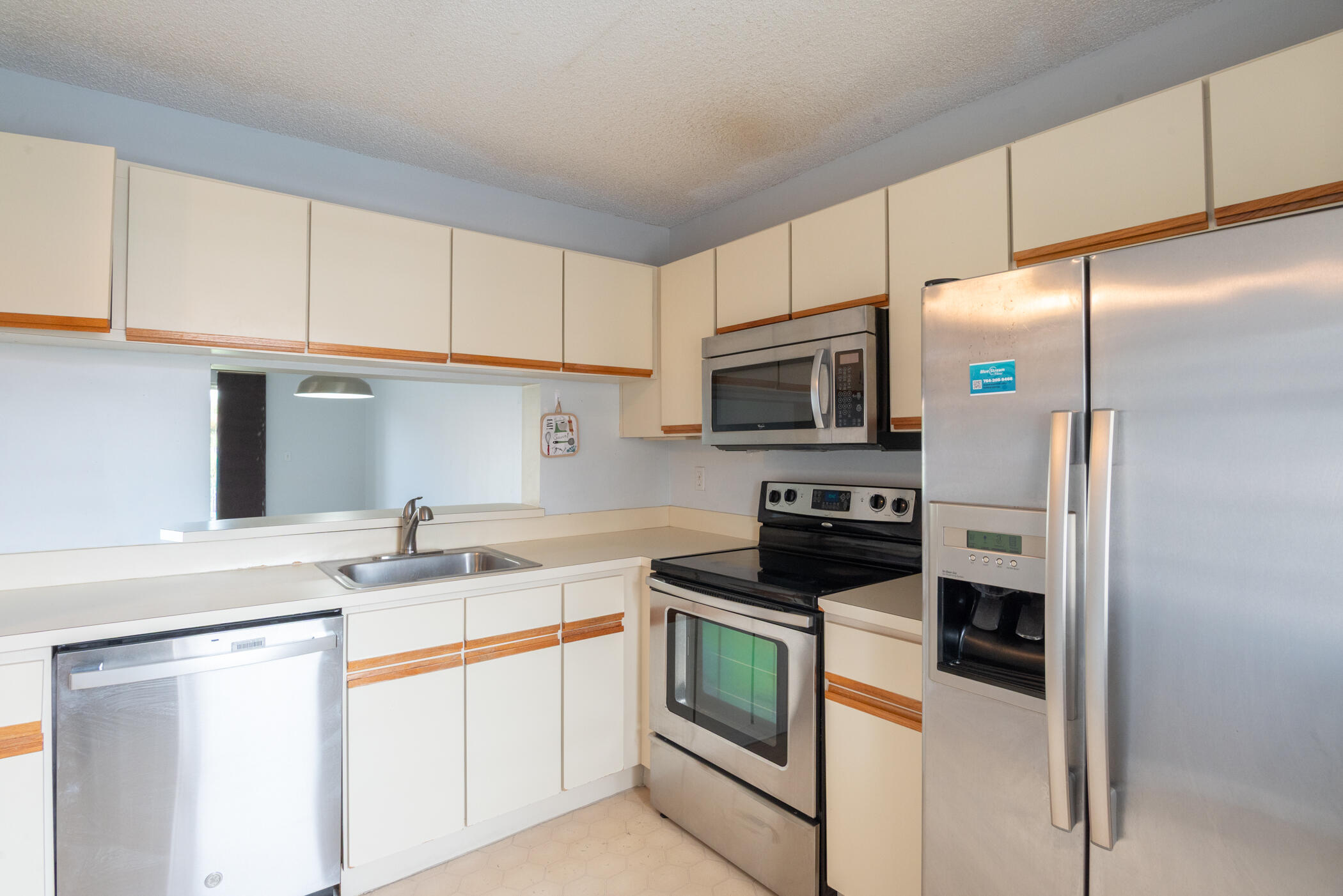GOLFSIDE II CONDO - Residential