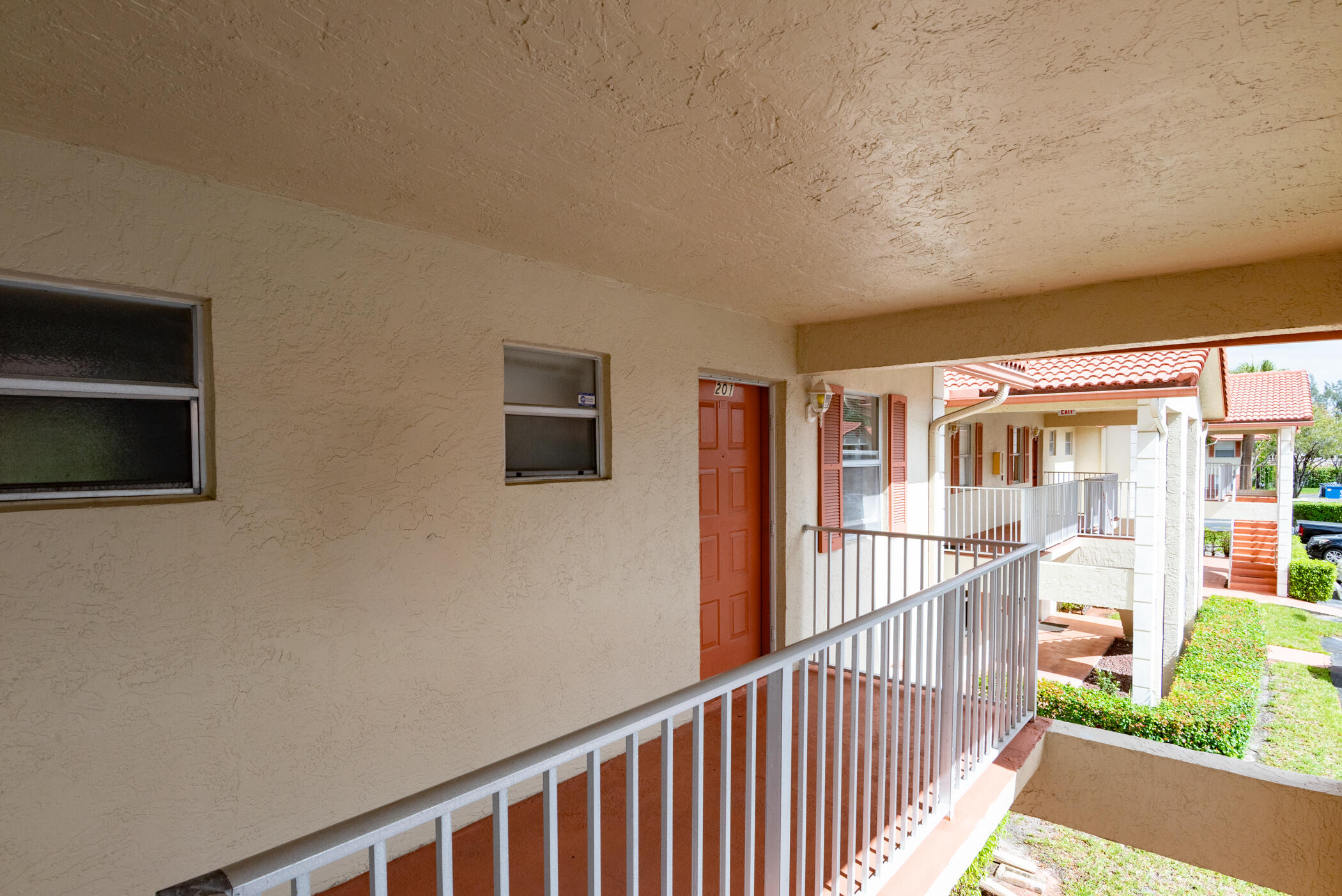 GOLFSIDE II CONDO - Residential