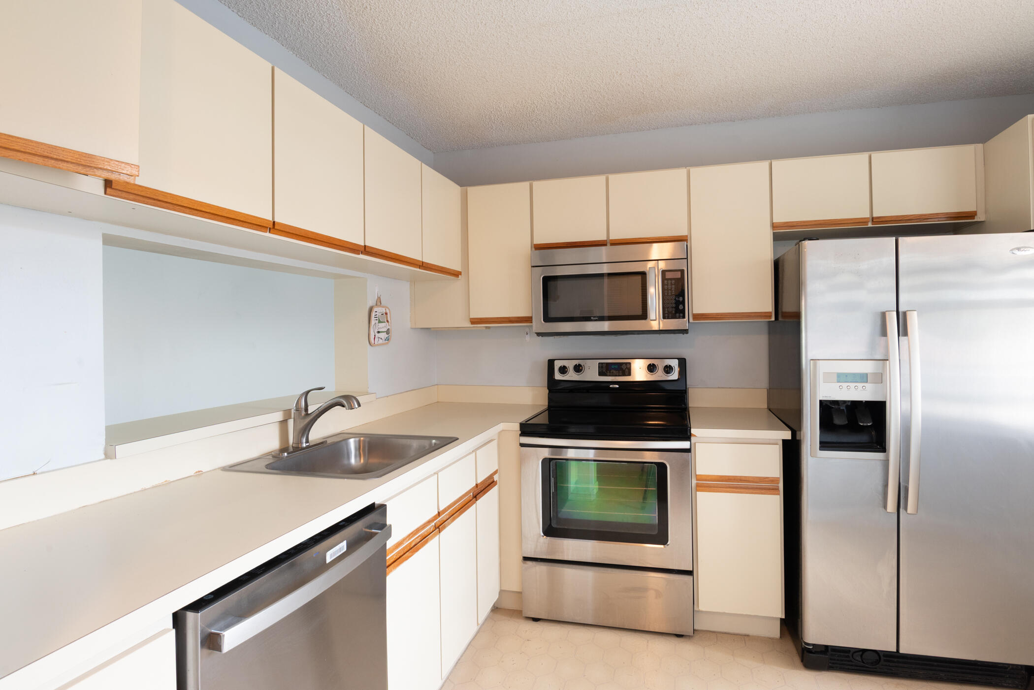 GOLFSIDE II CONDO - Residential