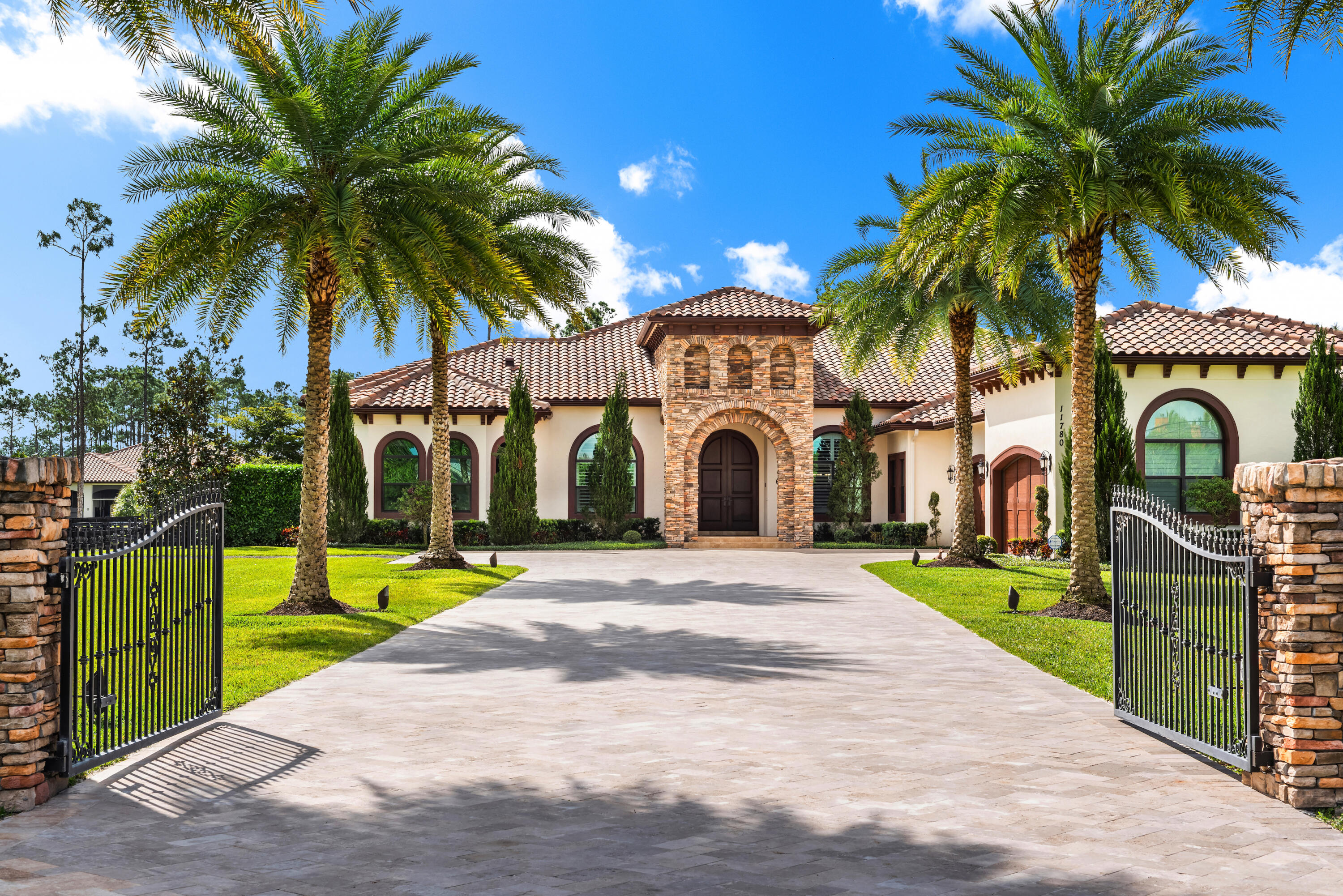 HOMELAND - Residential