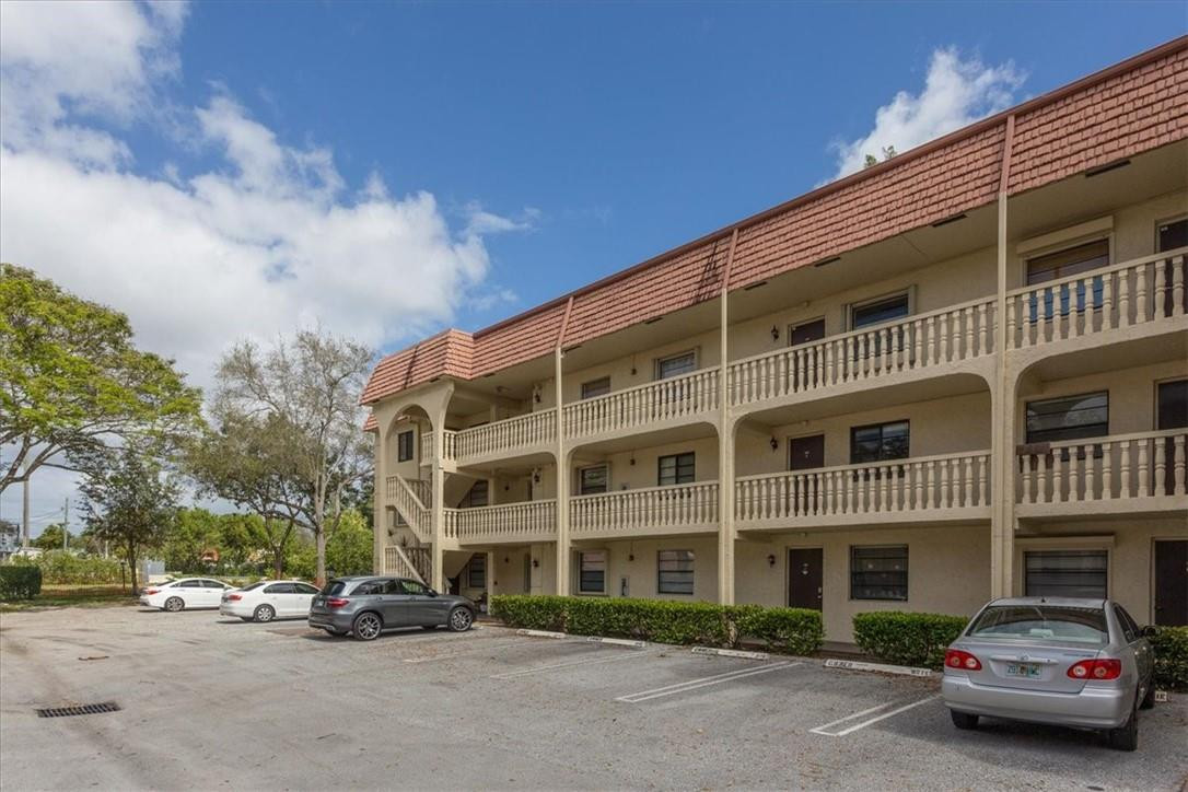 Cypress Park Condo - Residential