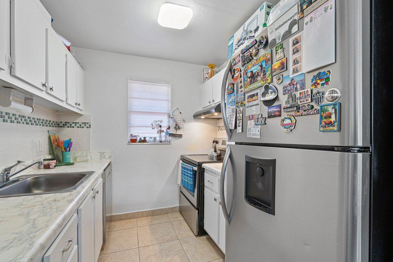 BOCA TOWNE CENTRE CONDO - Residential