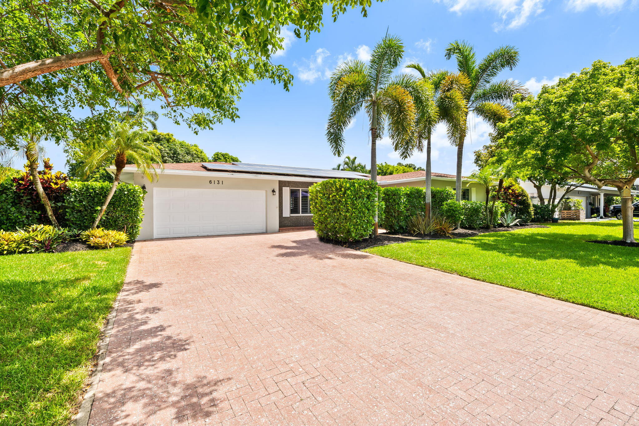 PLANTATION PARK LAKESITES - Residential