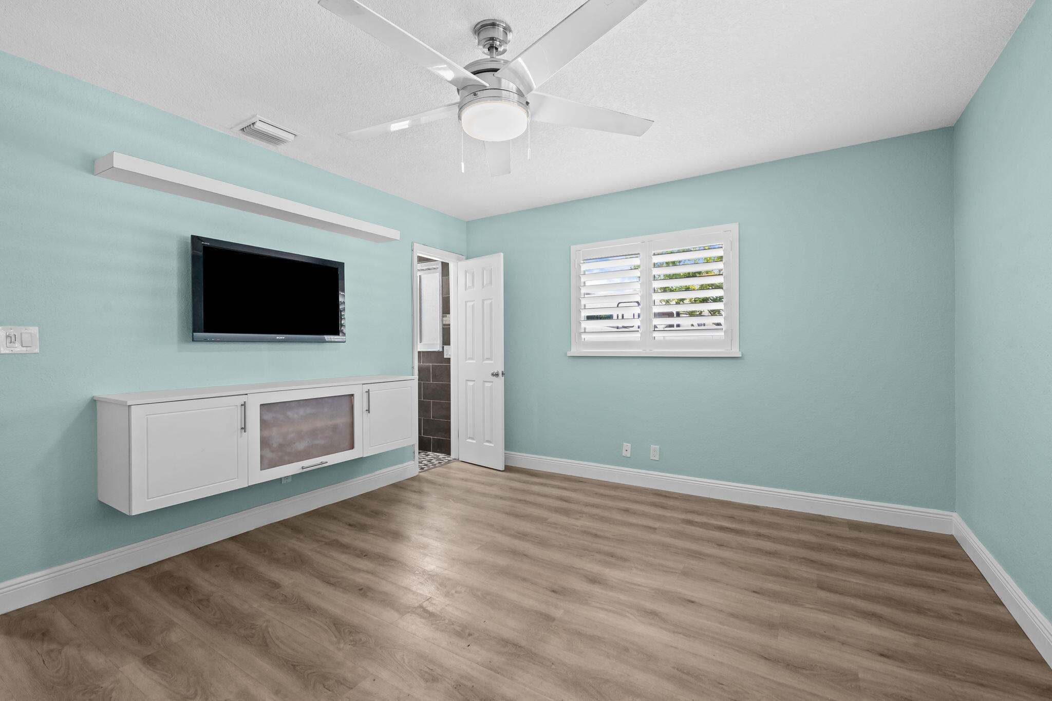 PLANTATION PARK LAKESITES - Residential