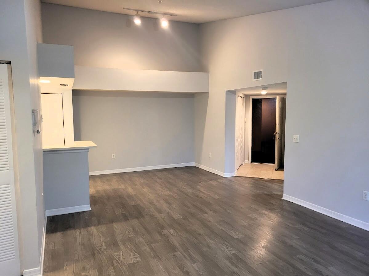 GRAND ISLES CONDO - Residential Lease
