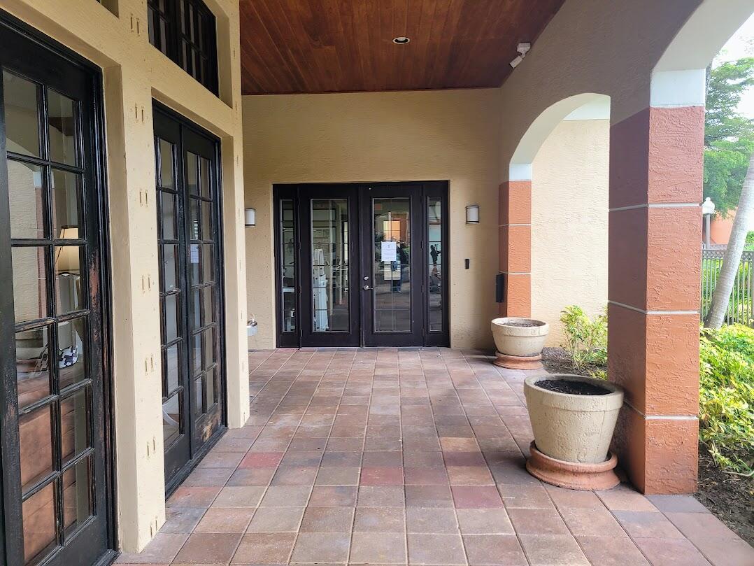 GRAND ISLES CONDO - Residential Lease
