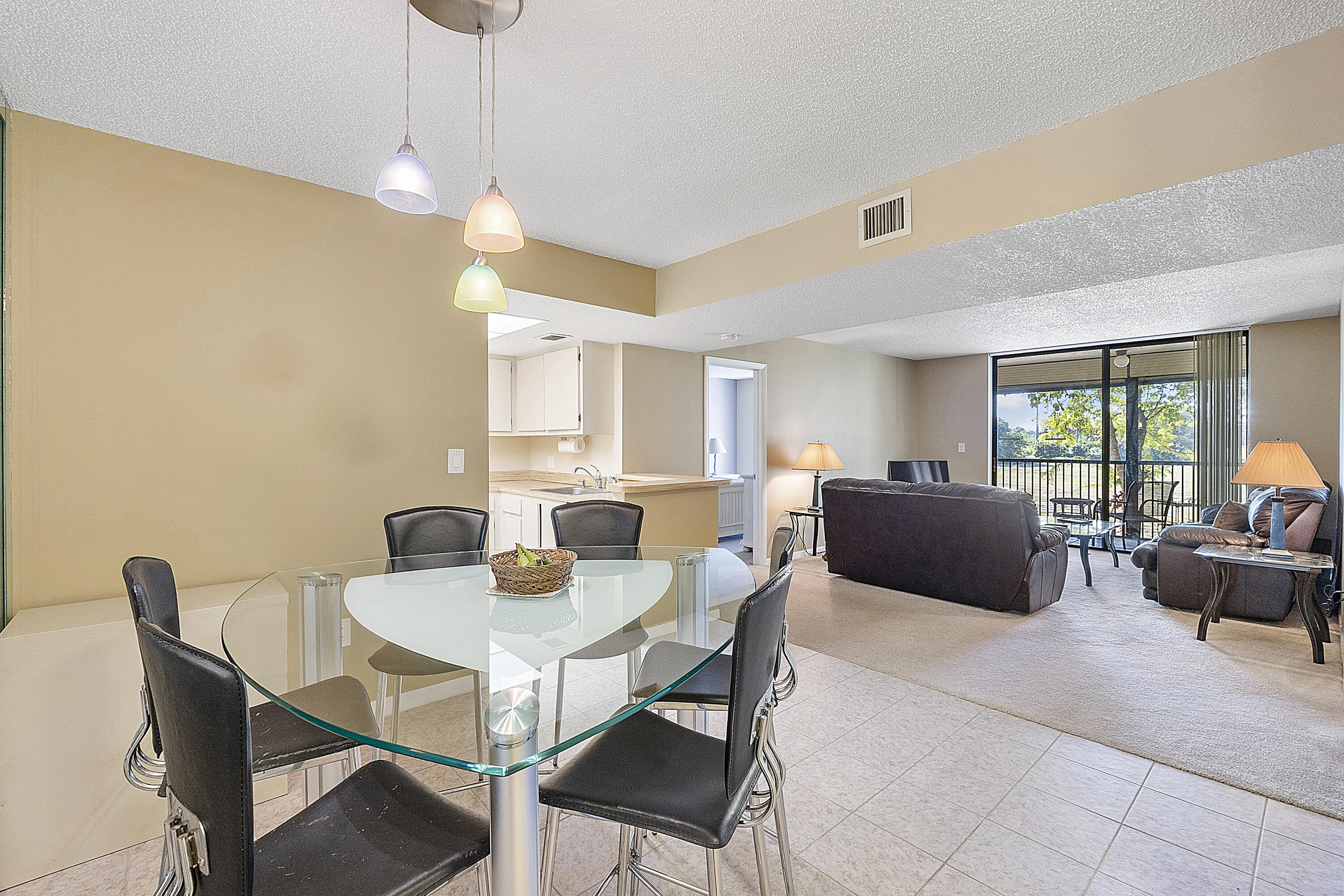 INVERWOOD CONDO - Residential