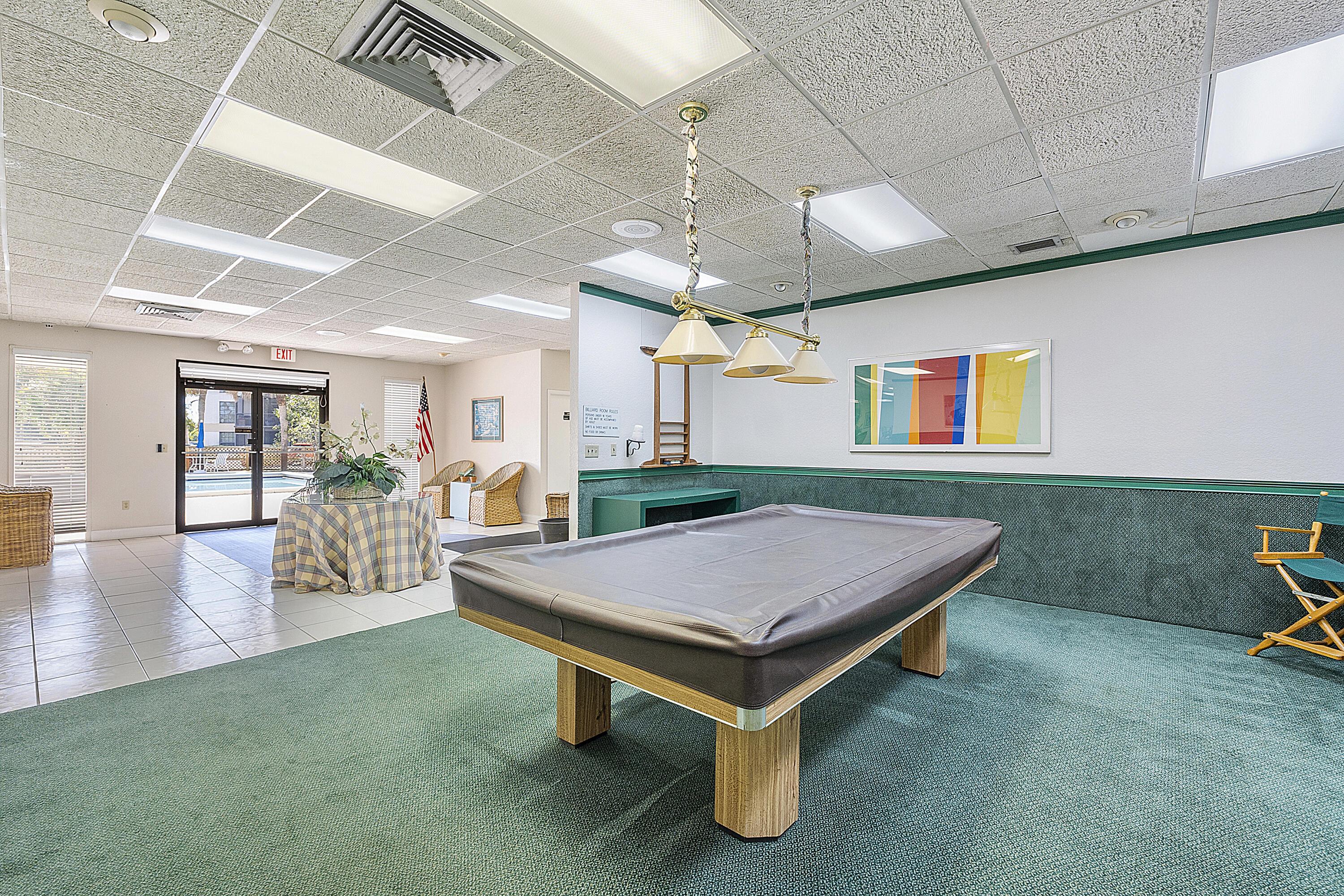 INVERWOOD CONDO - Residential