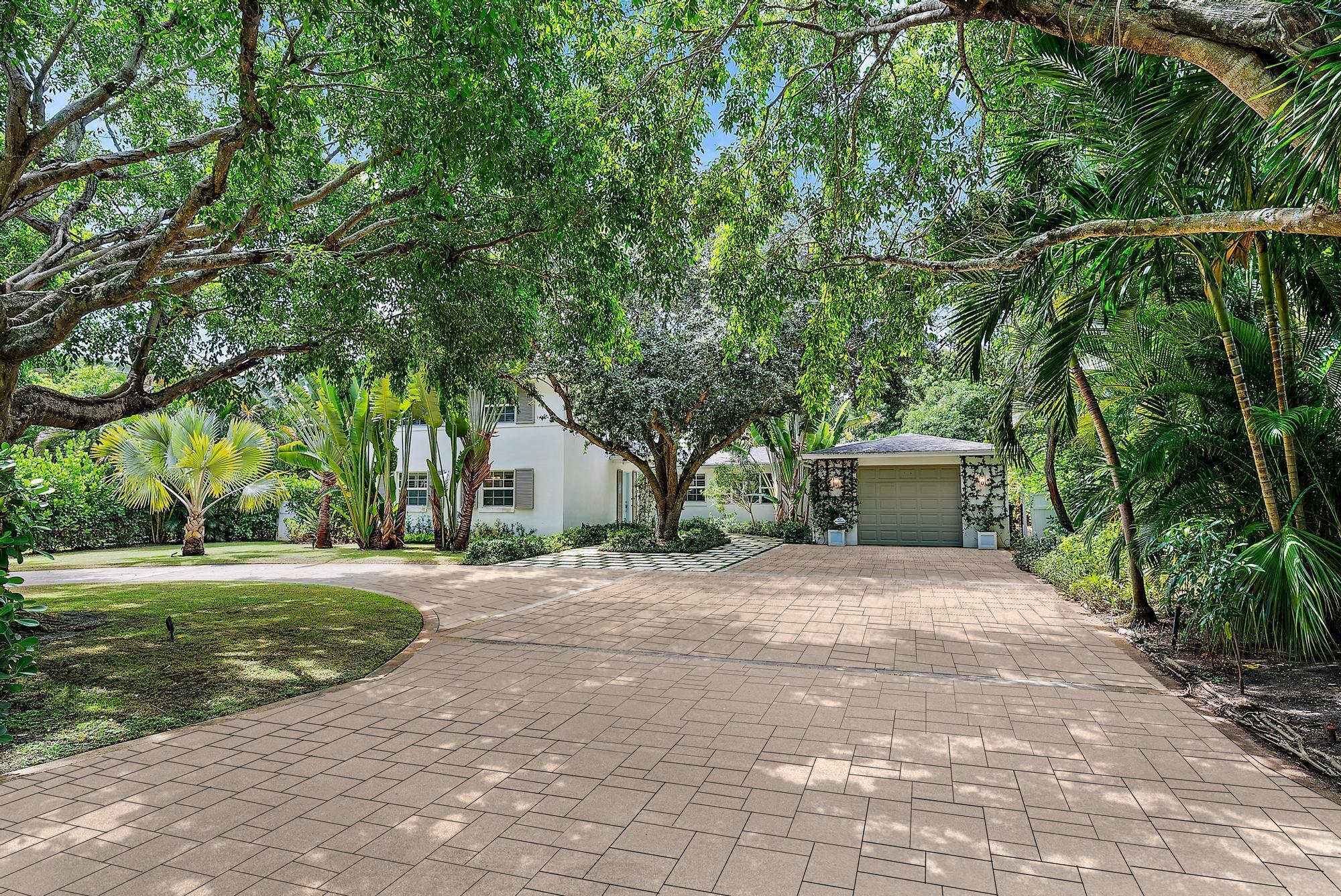 ESSEX LANE IN - Residential